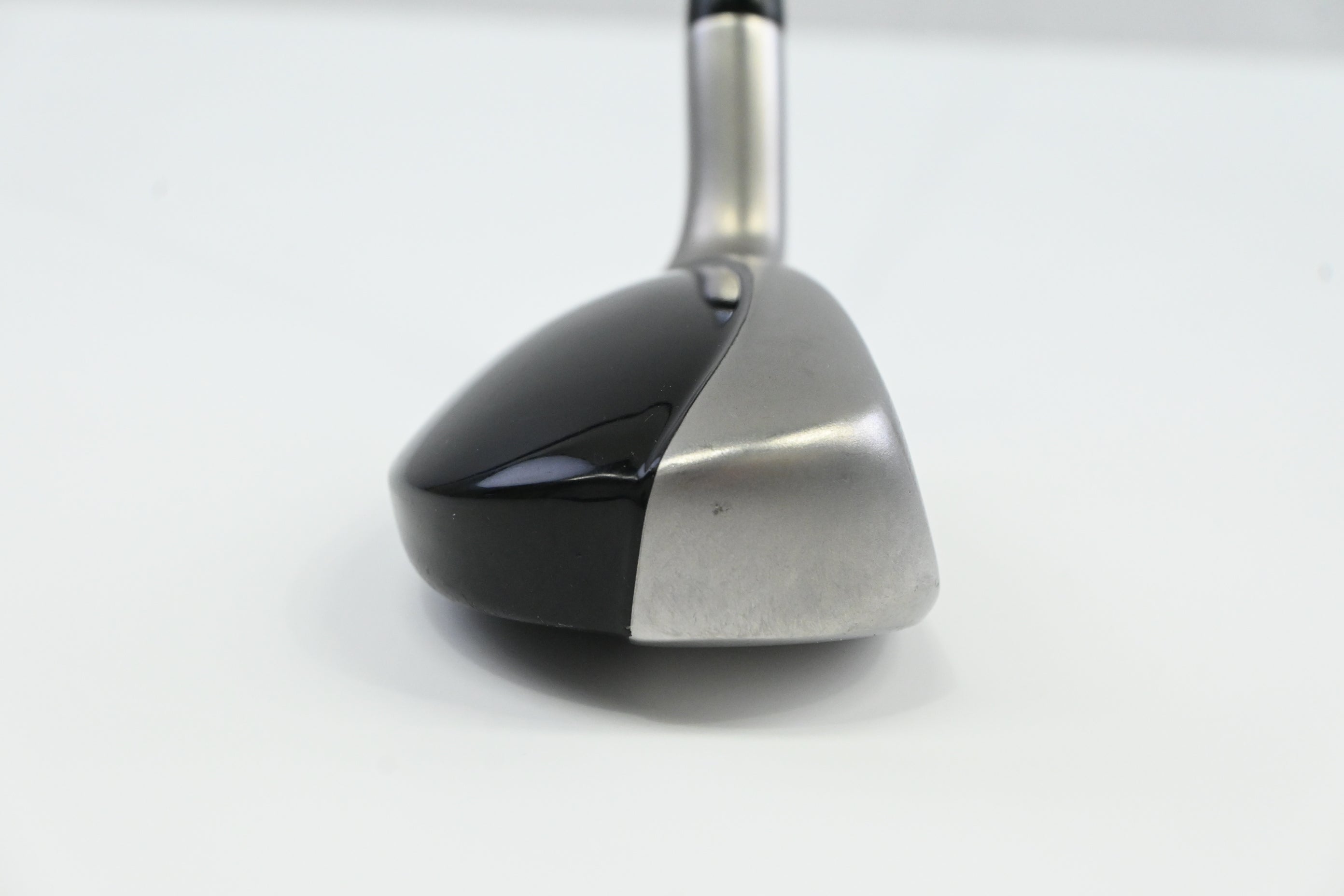 Taylormade Rescue Mid #3 Hybrid / 19 Degree / Regular Flex Precision 95