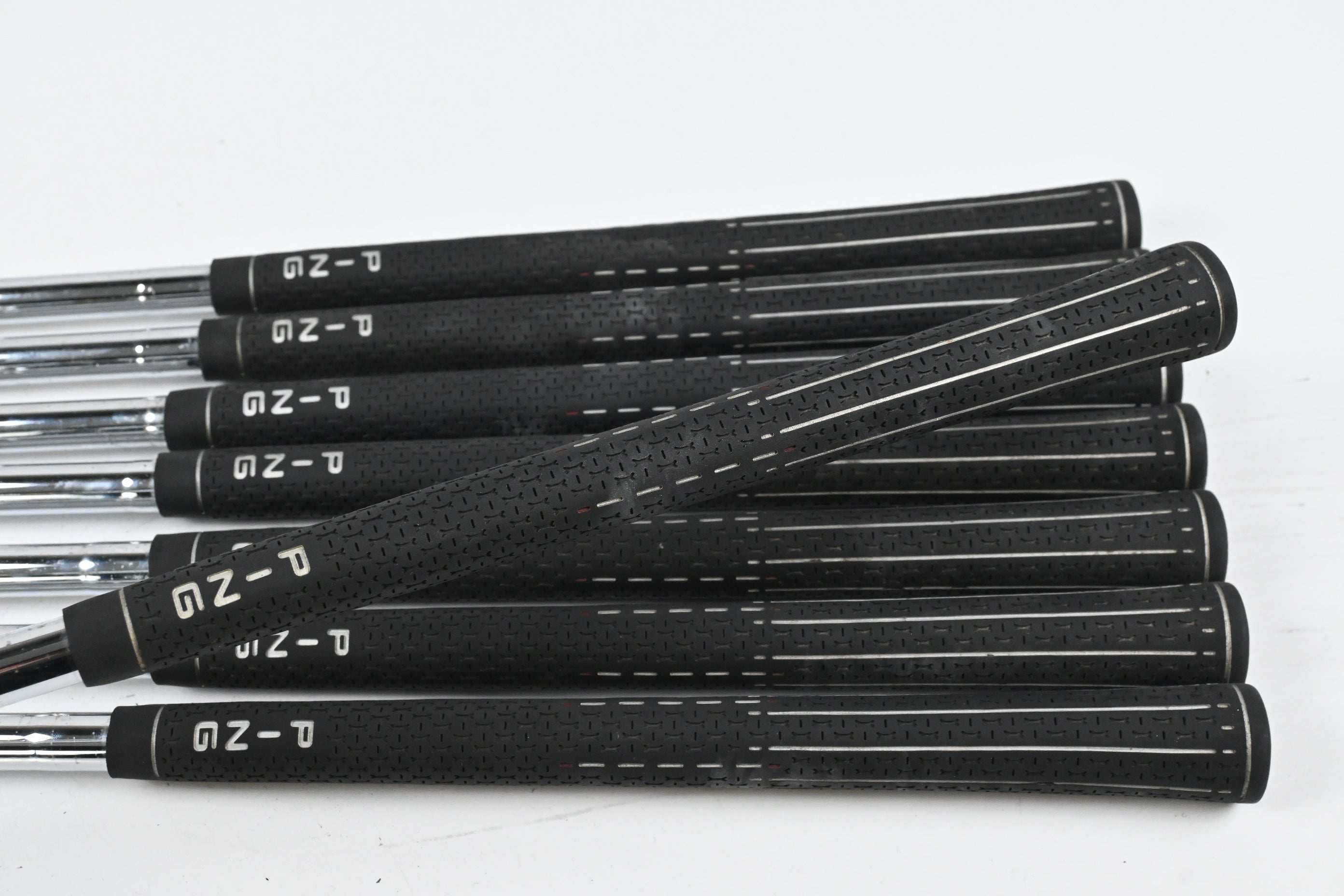 Titleist 735.CM Irons / 3-PW / Stiff Flex Dynamic Gold S300 Shafts