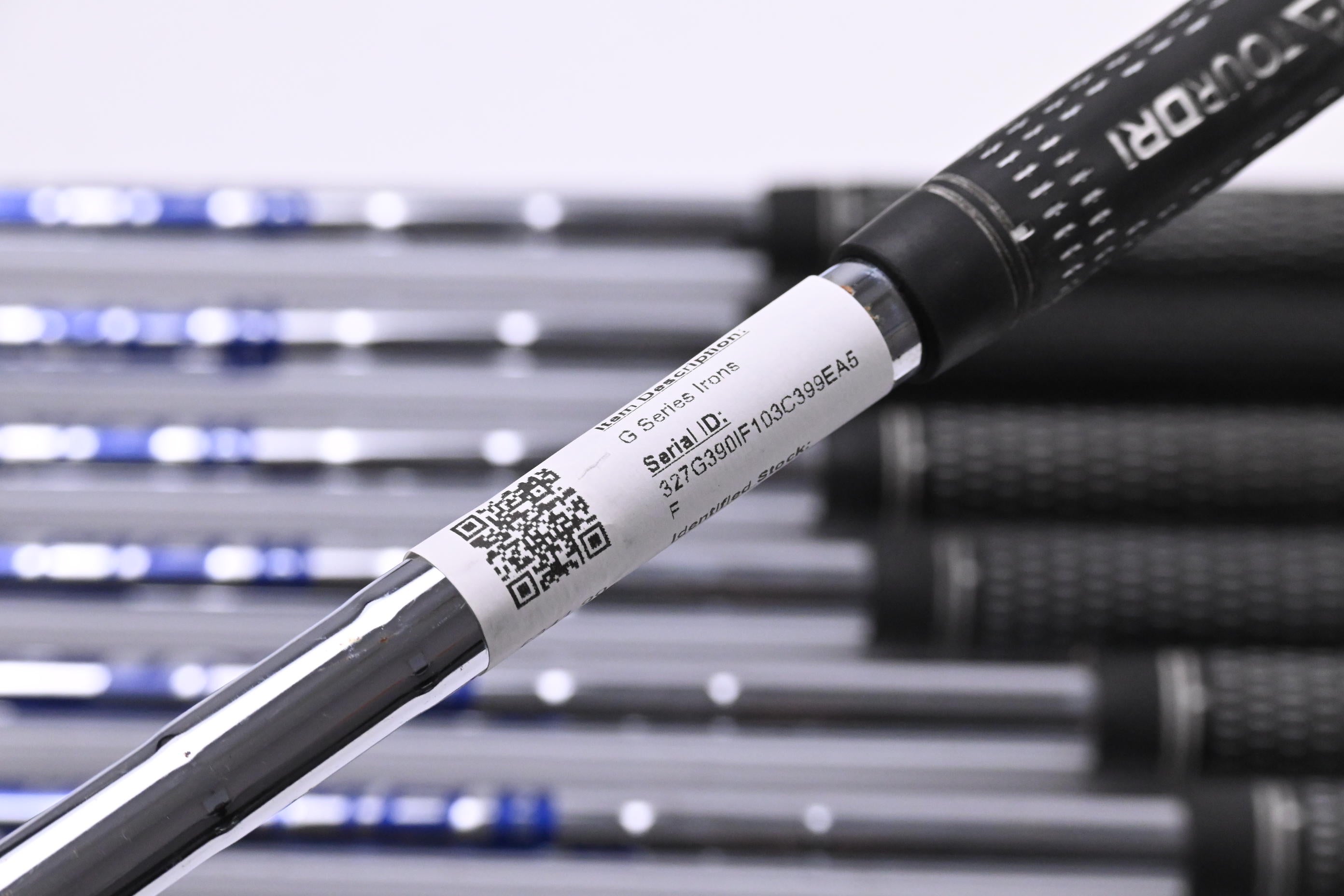 Ping G Series Irons / 5-PW+UW+SW / Black Dot / Regular Flex Ping AWT 2.0 Shafts