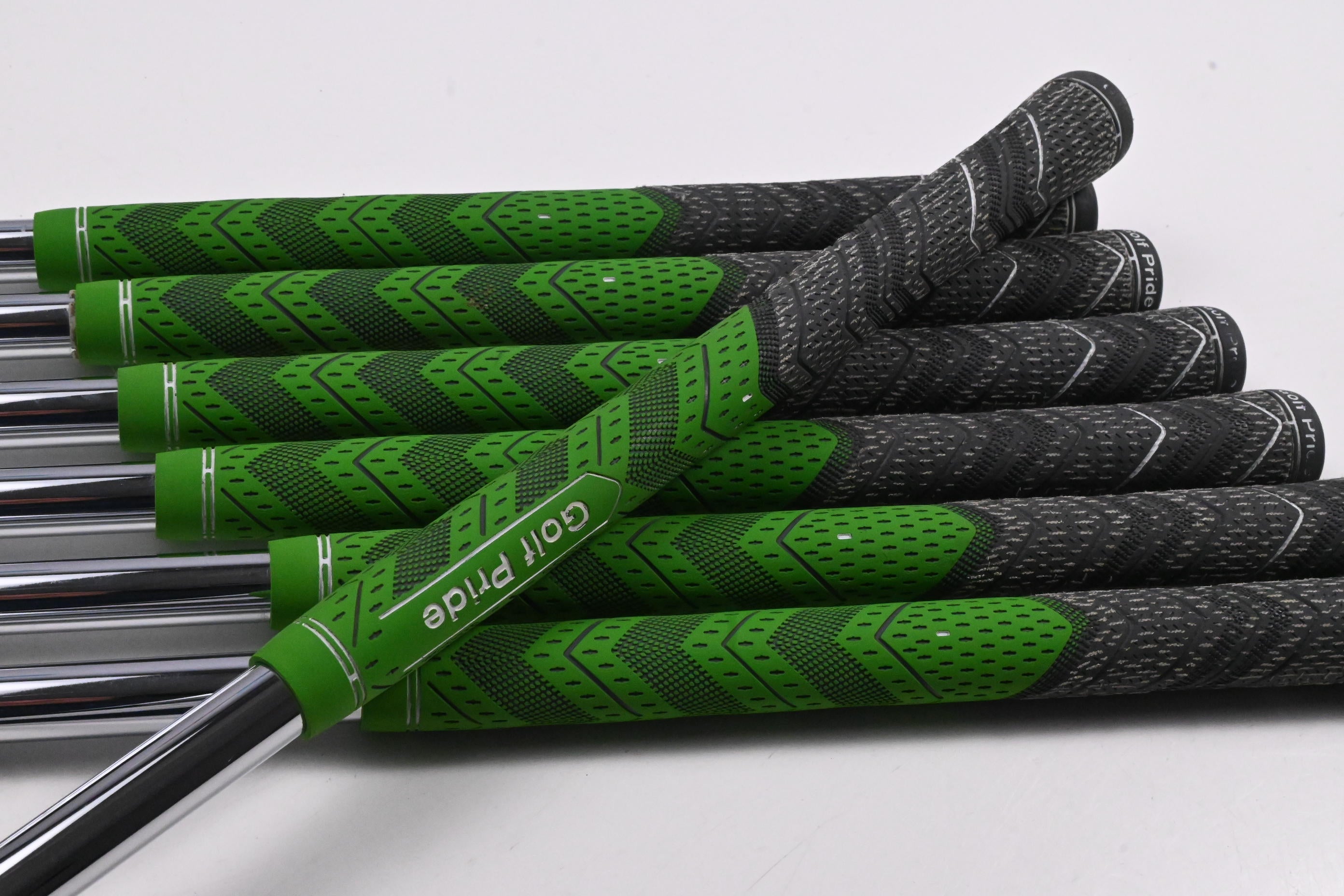 Titleist 718 AP2 Irons / 4-PW / Stiff Flex Project X Rifle Shafts