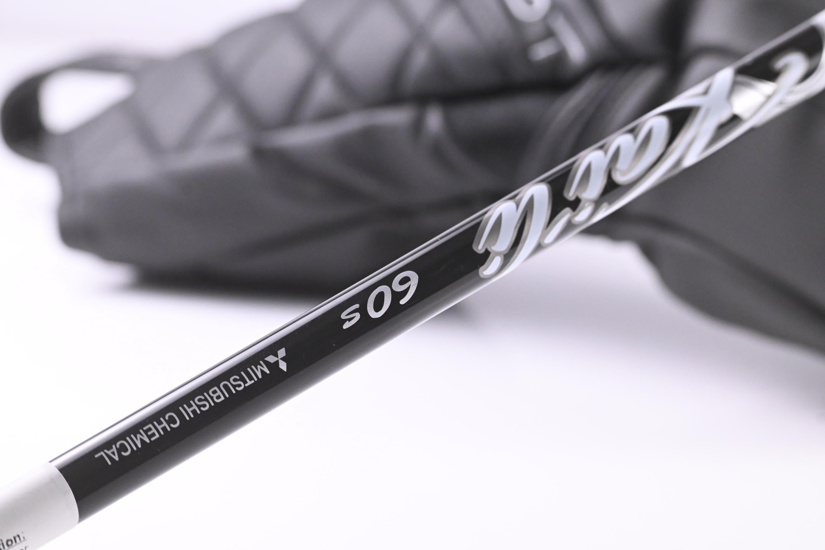 Cobra DS-Adapt X Driver / 9 Degree / Stiff Flex Kai'li White 60 Shaft