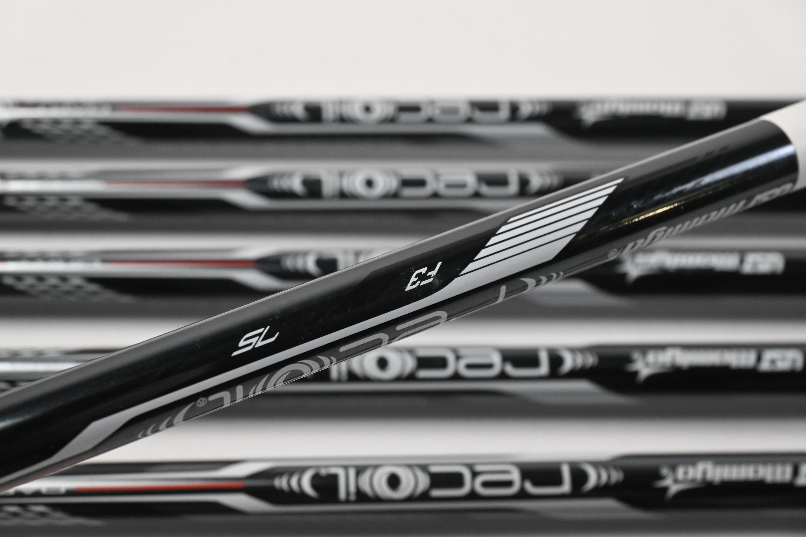 Wilson Dynapwr 2023 Forged Irons / 5-PW+GW / Regular Flex UST Recoil Dart 75