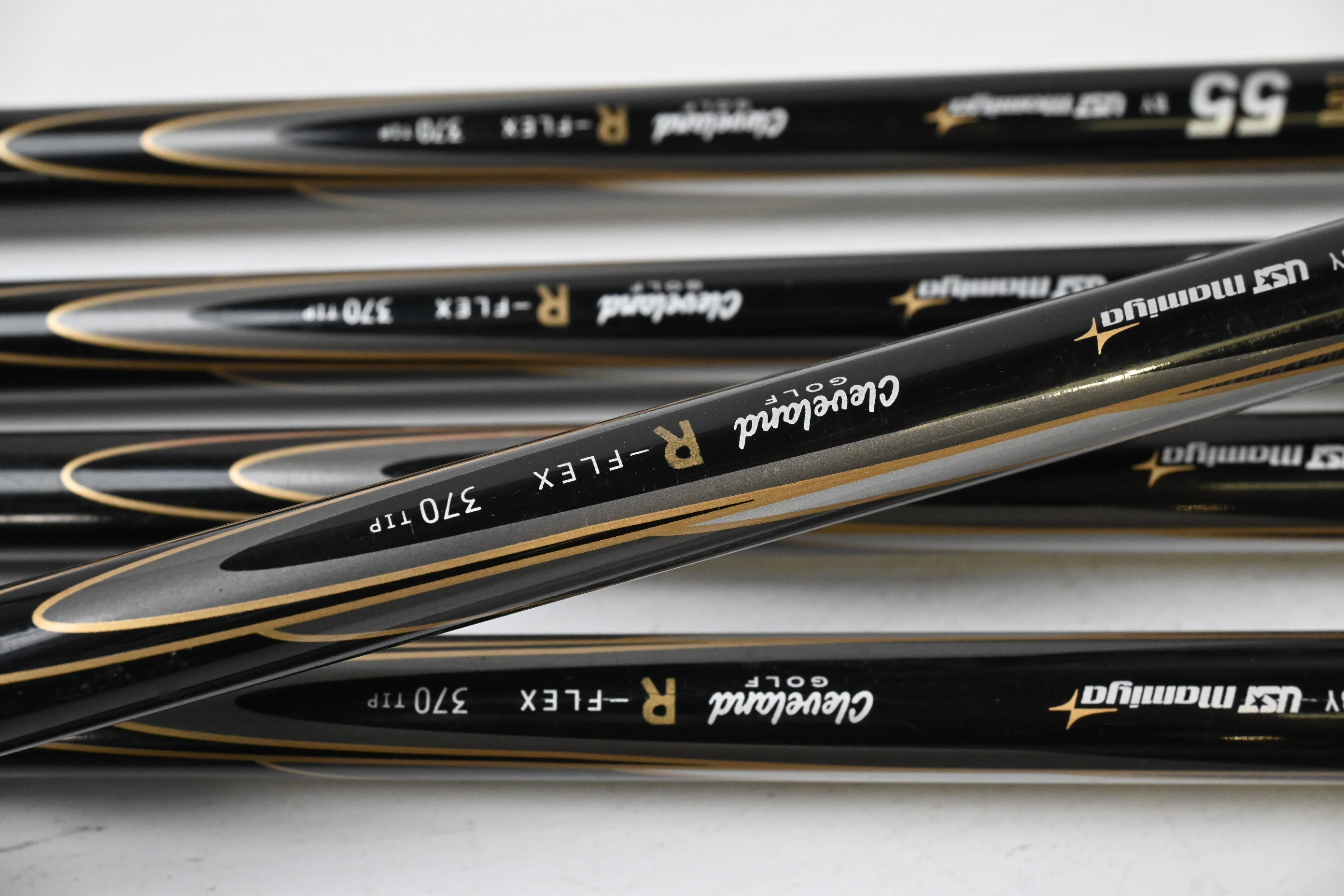 Cleveland 588 Altitude Irons / 5-PW / Regular Action Lite 55 Shafts