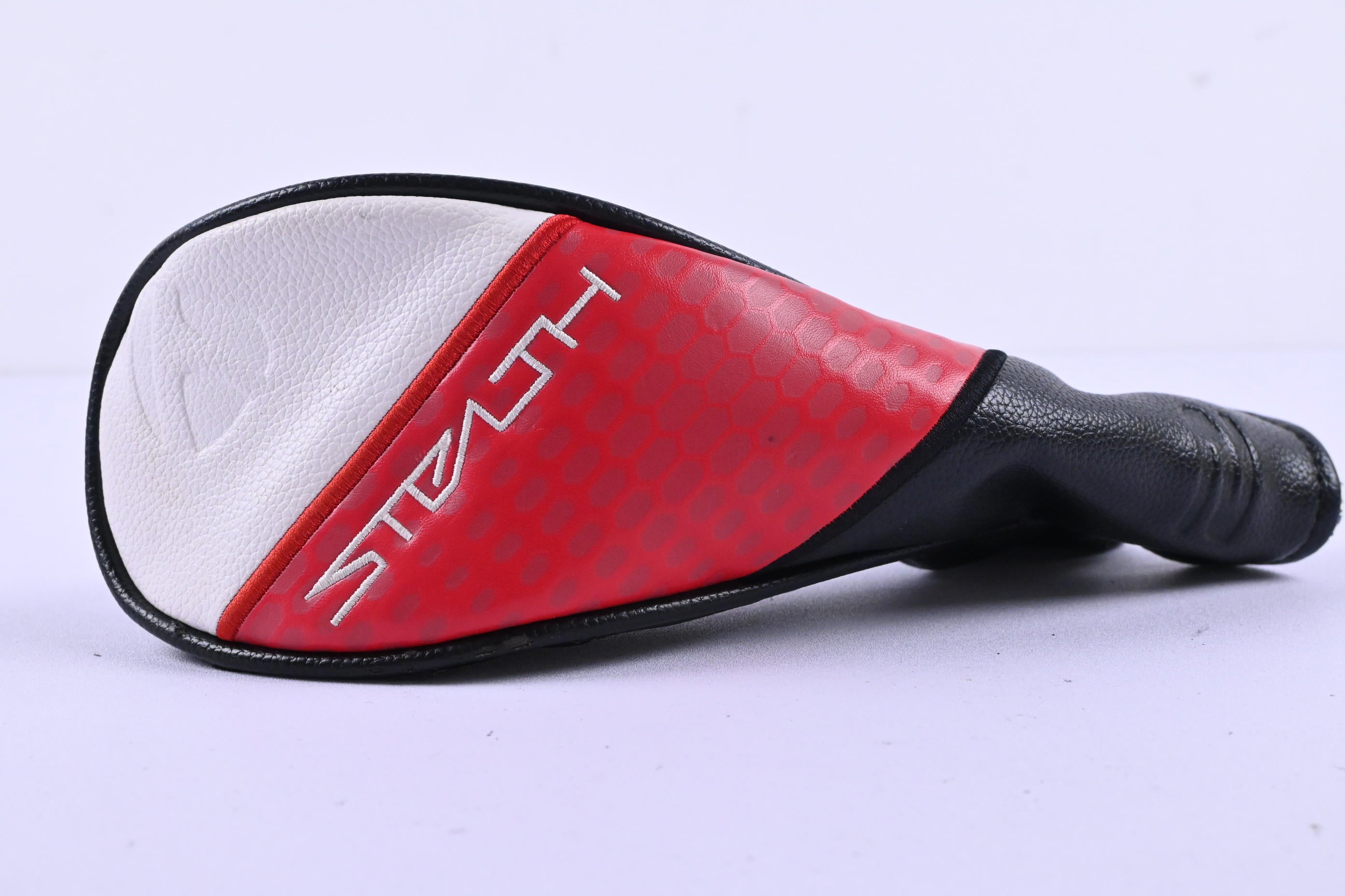 Taylormade Stealth 2 #6 Hybrid / 28 Degree / Regular Flex Ventus TR Red 6 Shaft