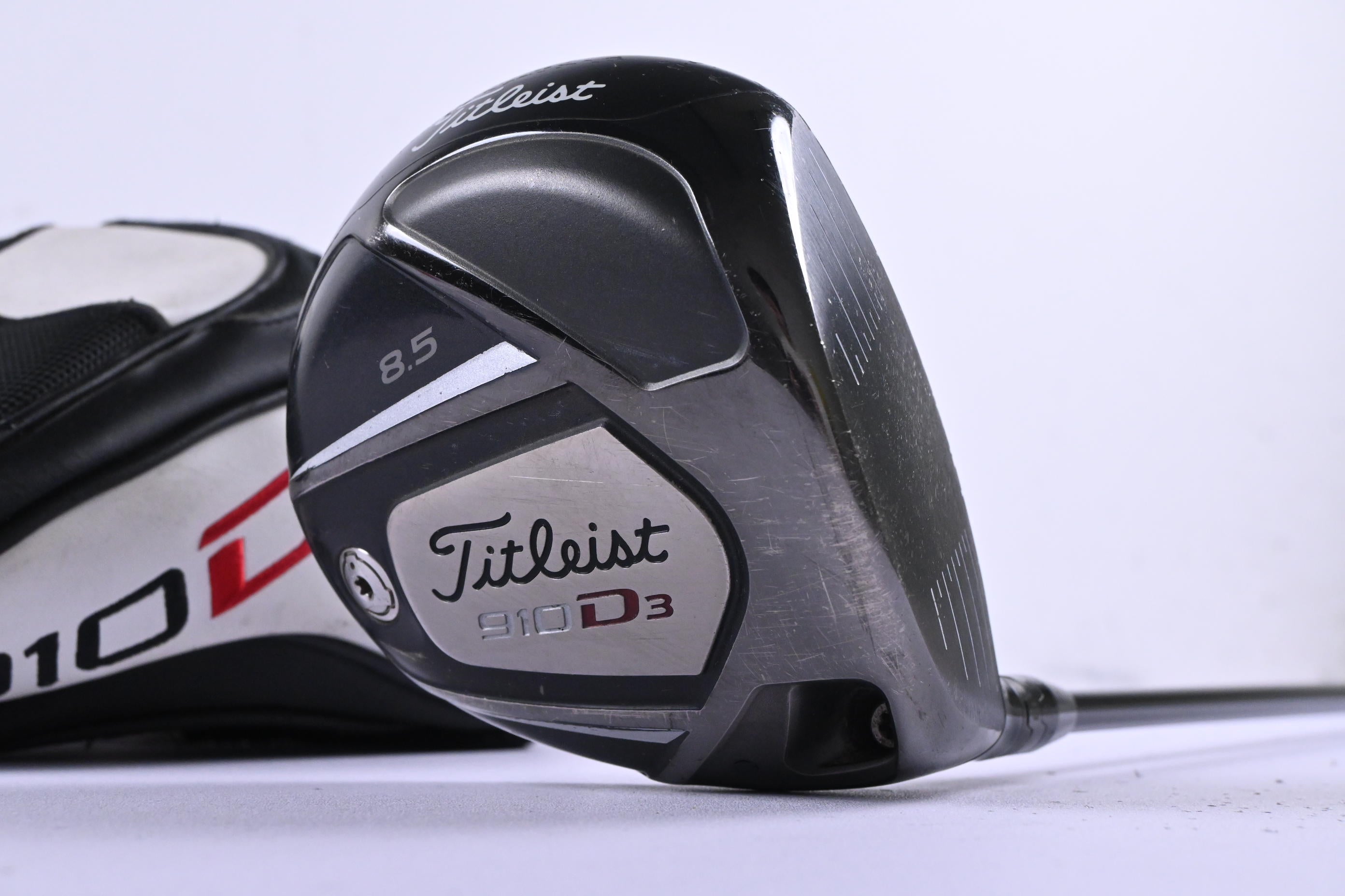 Titleist 910 D3 Driver / 8.5 Degree / Stiff Flex Diamana 'ahina 72 Shaft