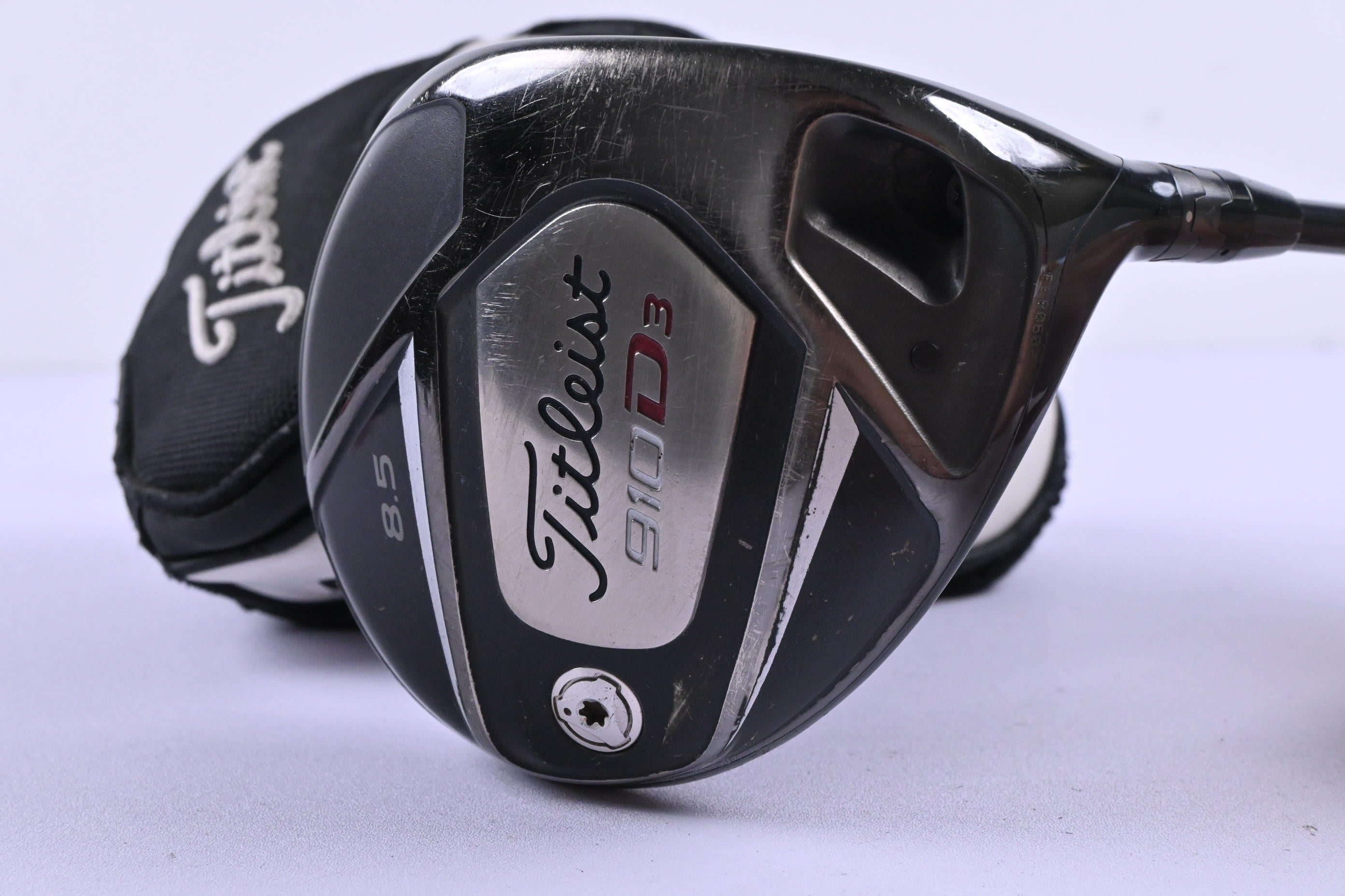 Titleist 910 D3 Driver / 8.5 Degree / Stiff Flex Diamana 'ahina 72 Shaft