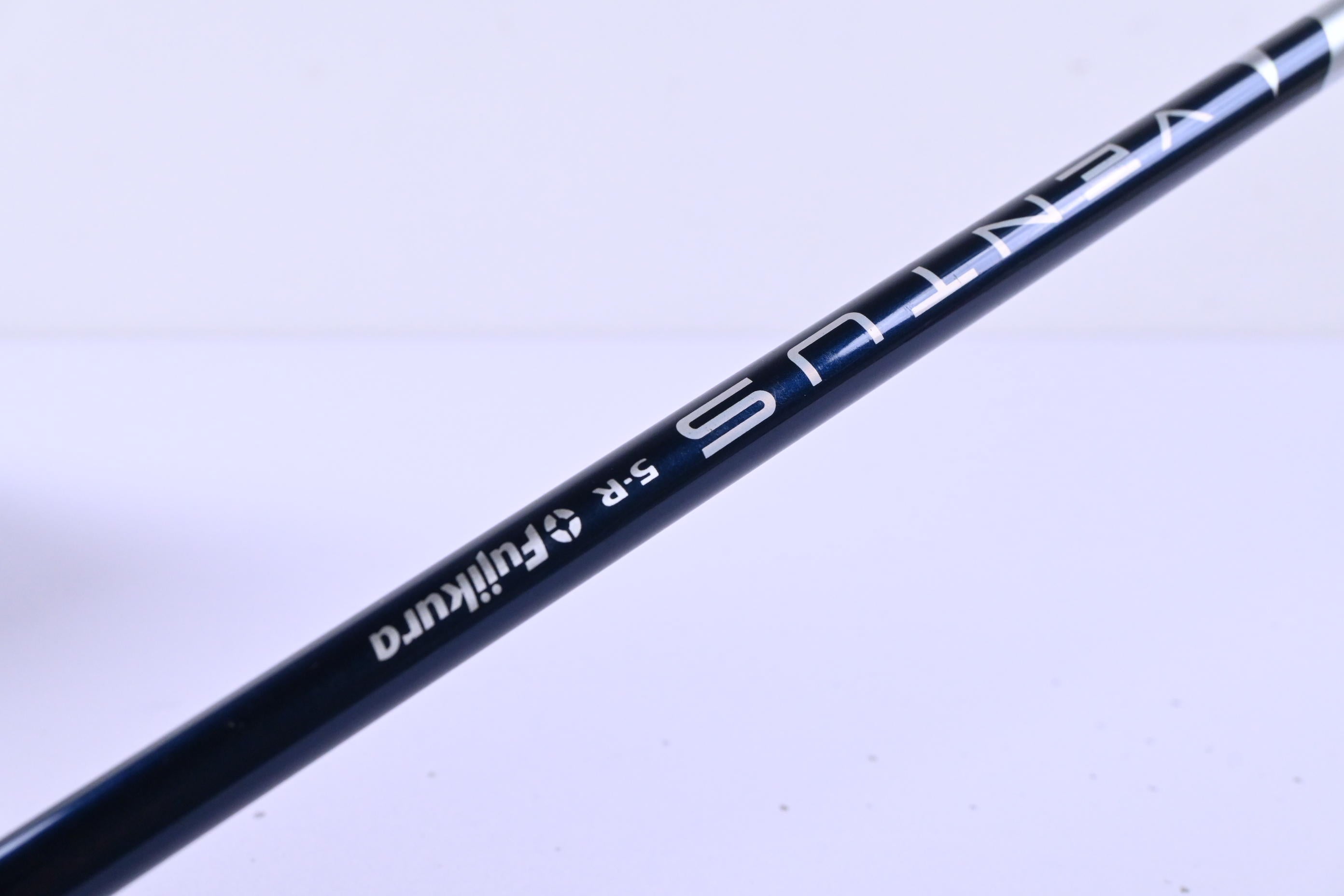 Taylormade SIM2 Max Driver / 10.5 Degree / Regular Flex Ventus Blue 5 Shaft
