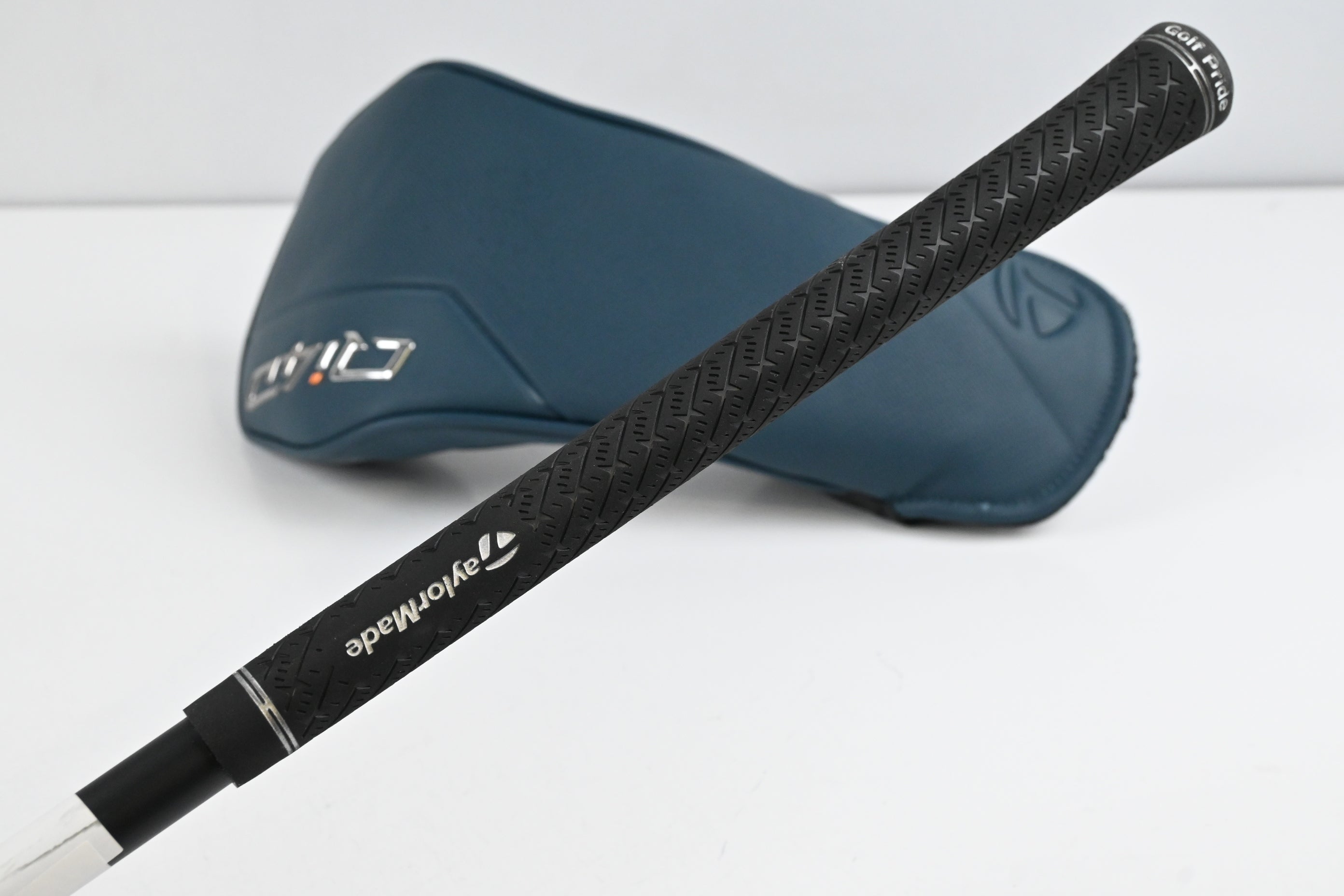 Taylormade Qi4D Driver / 9 Degree / Stiff Flex REAX White 60 Shaft