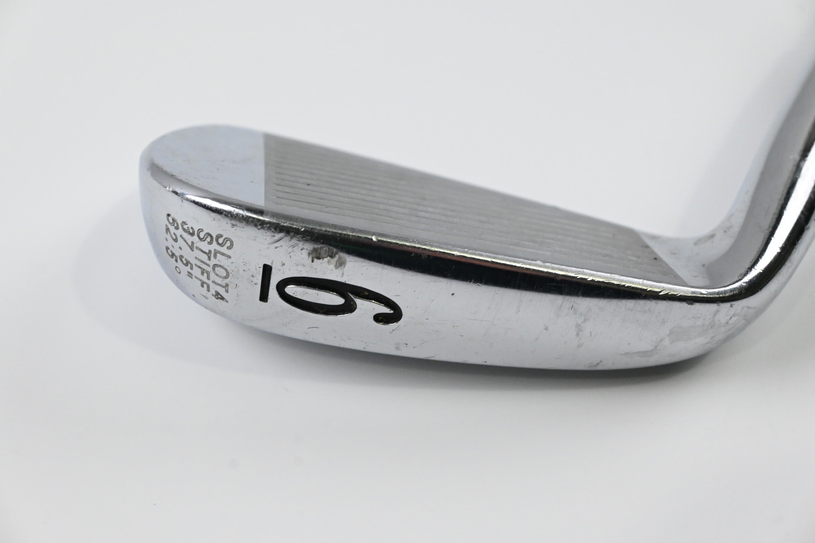 Titleist 690CB #6 Iron / Stiff Flex Dynamic Gold S300 Shaft