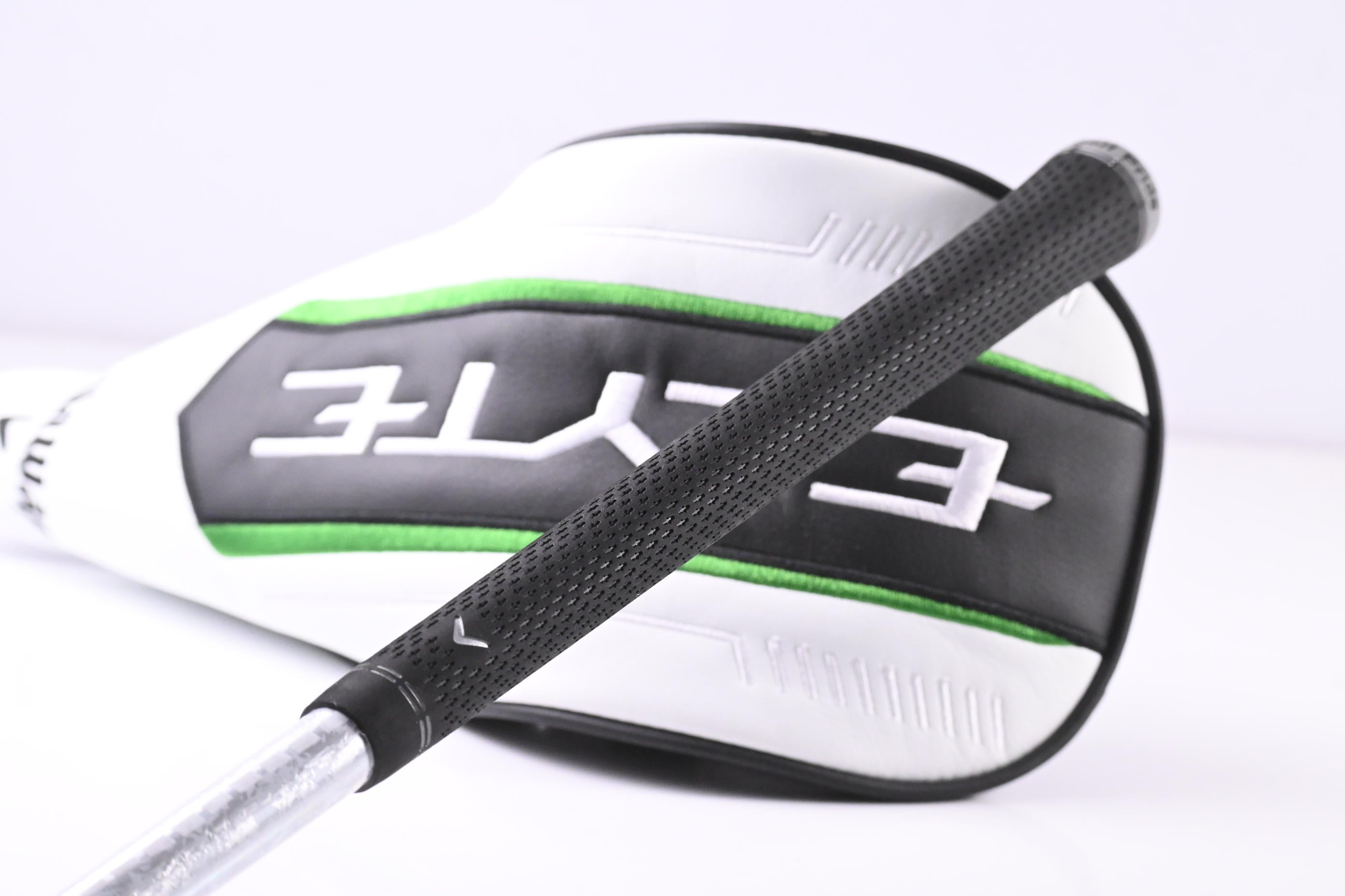 Callaway Elyte X Driver / 10.5 Degree / Regular Flex Denali Charcoal 50 Shaft