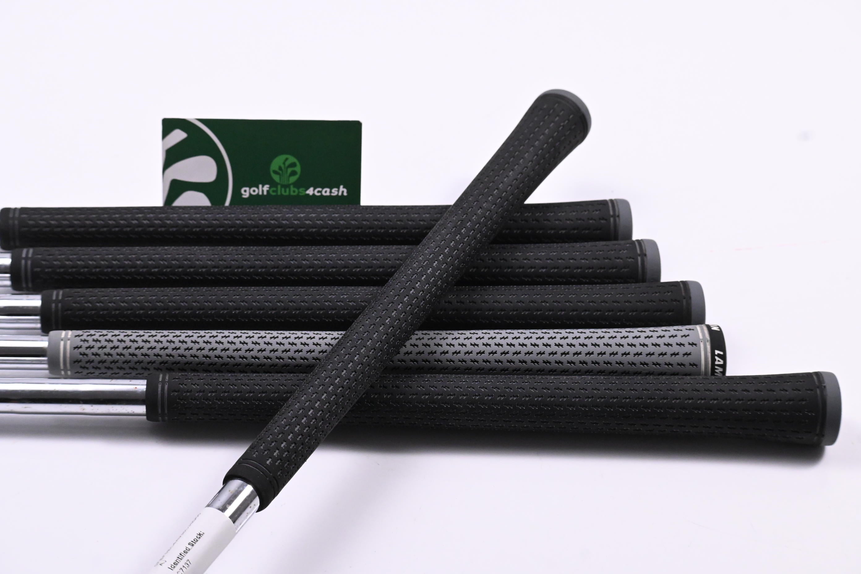 Cleveland Launcher UHX Irons / 5-PW / Regular Flex Dynamic Gold DST 98 R300