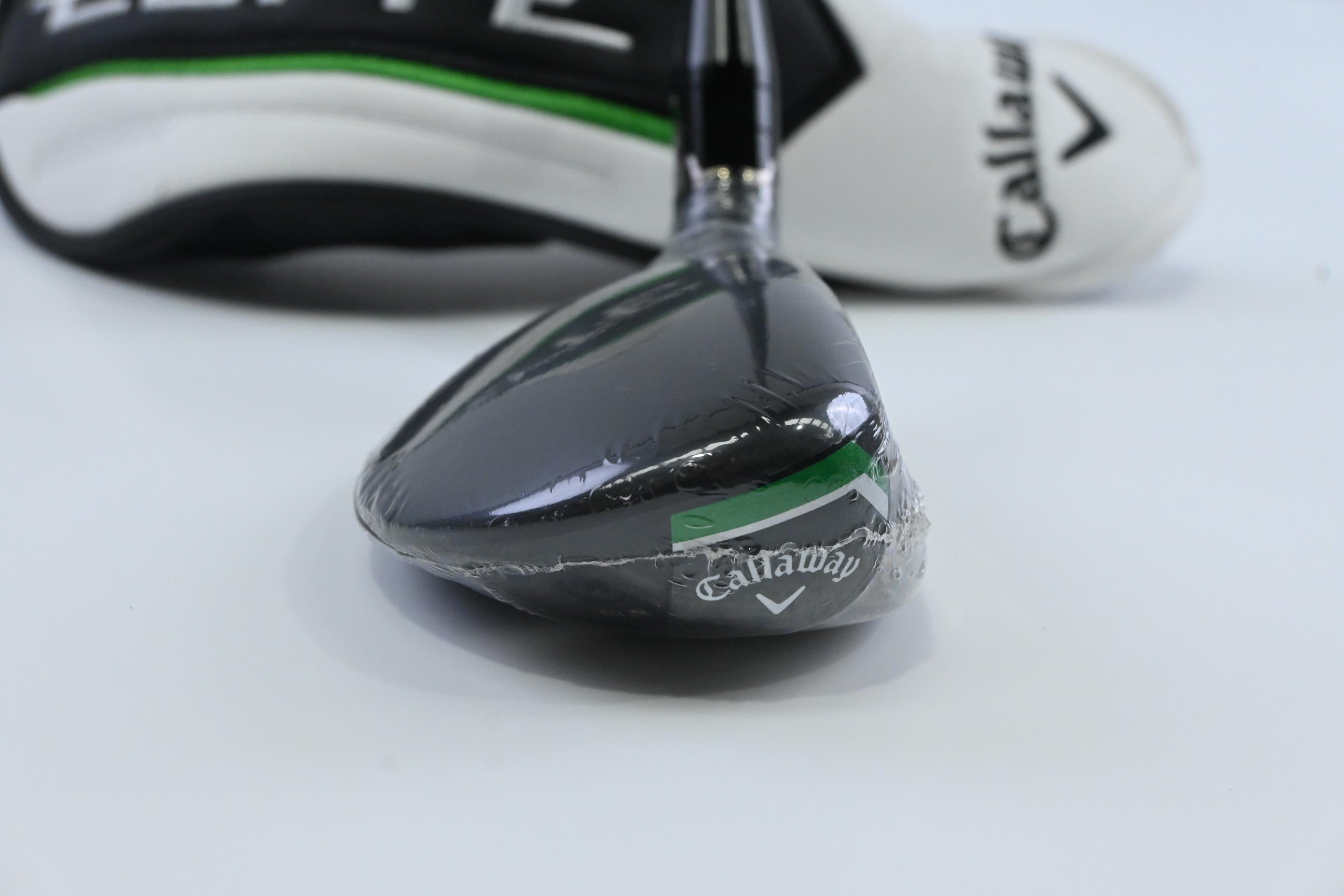 Callaway Elyte X #4 Hybrid / 21 Degree / Senior Flex Vanquish 5 Shaft