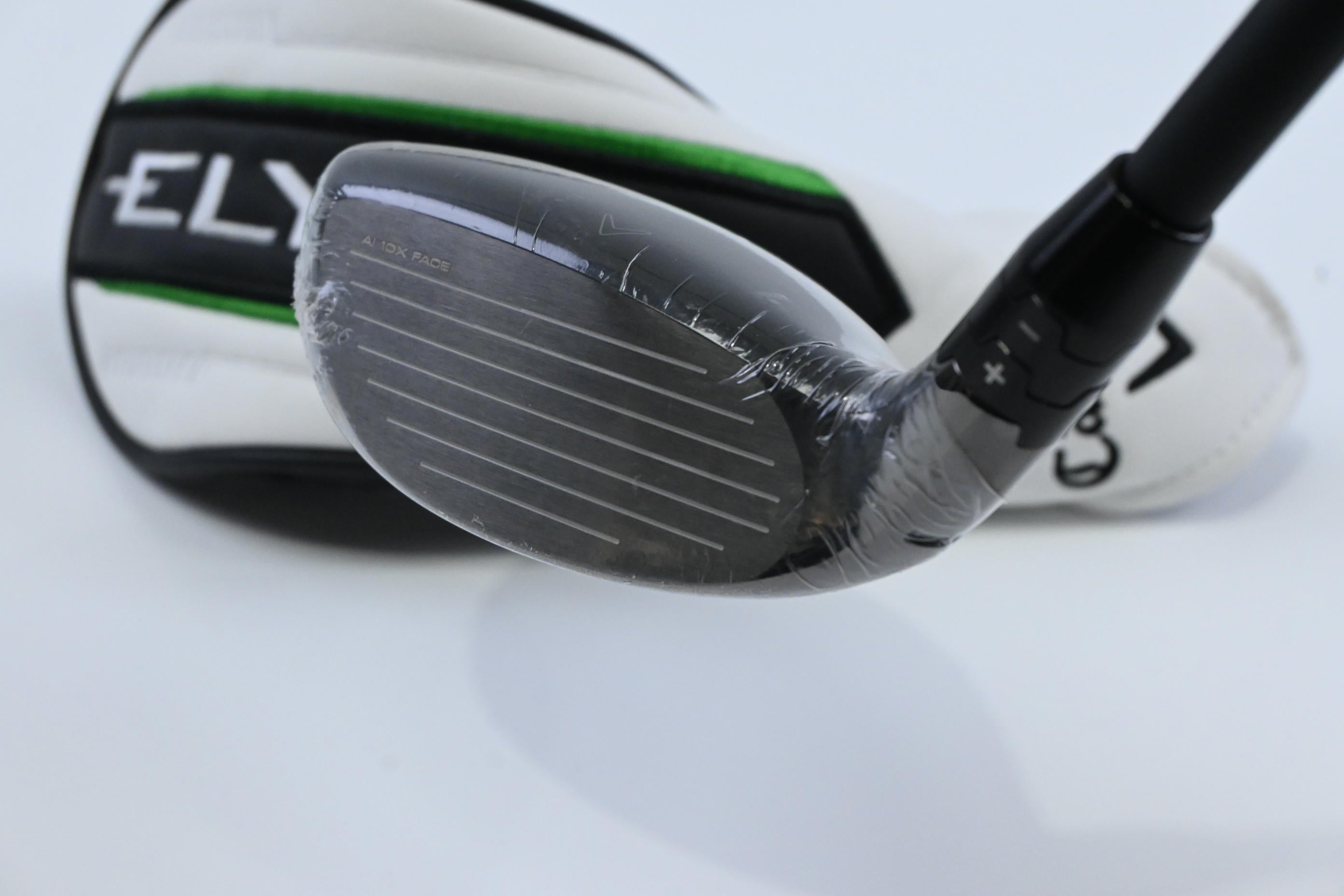 Callaway Elyte X #4 Hybrid / 21 Degree / Senior Flex Vanquish 5 Shaft