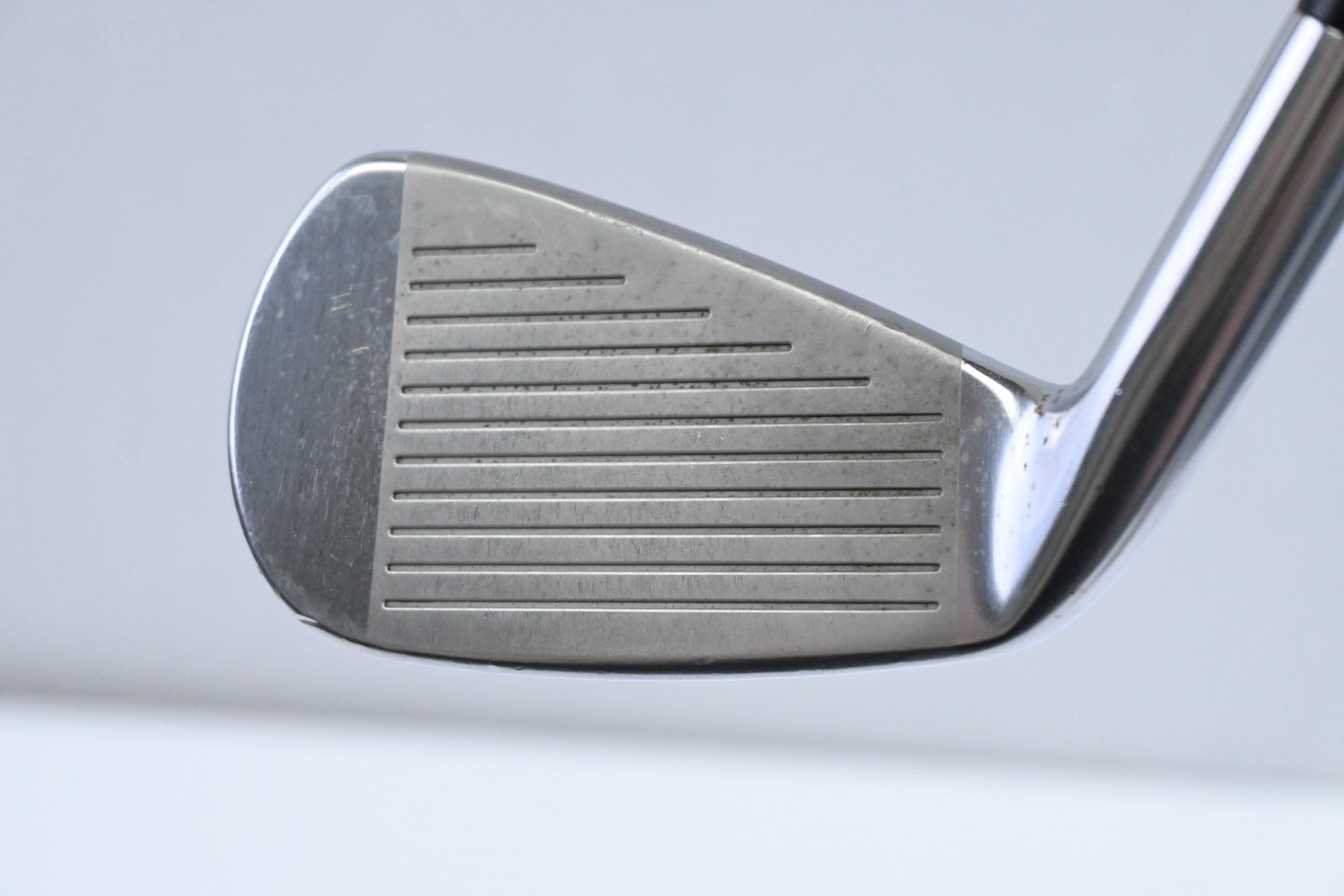 Mizuno MP-H5 Utility #4 Iron / 24 Degree / Stiff Flex Dynamic Gold Shaft