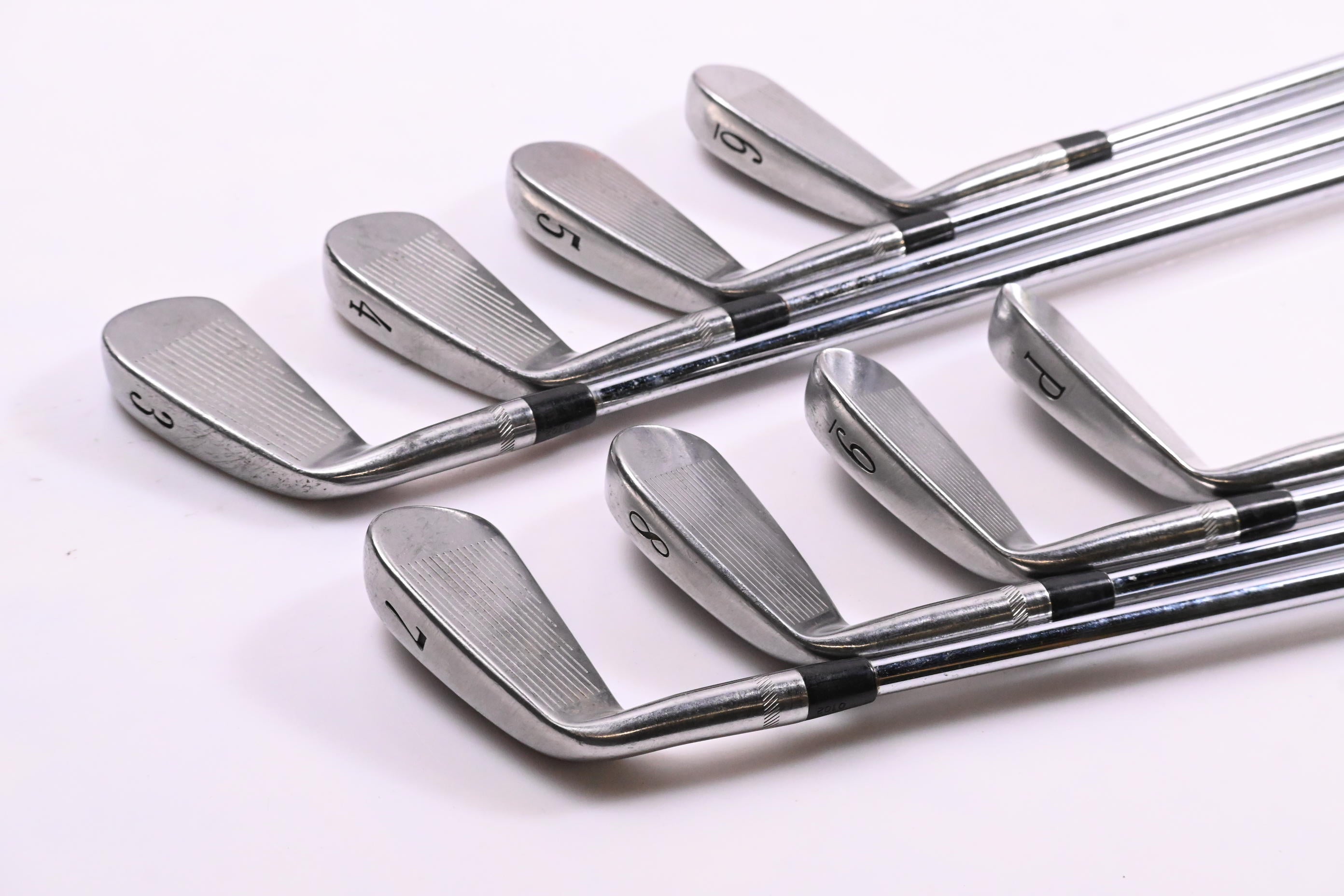 Titleist DCI Black 762 Irons / 3-PW / Regular Flex Dynamic Gold R300 Shafts