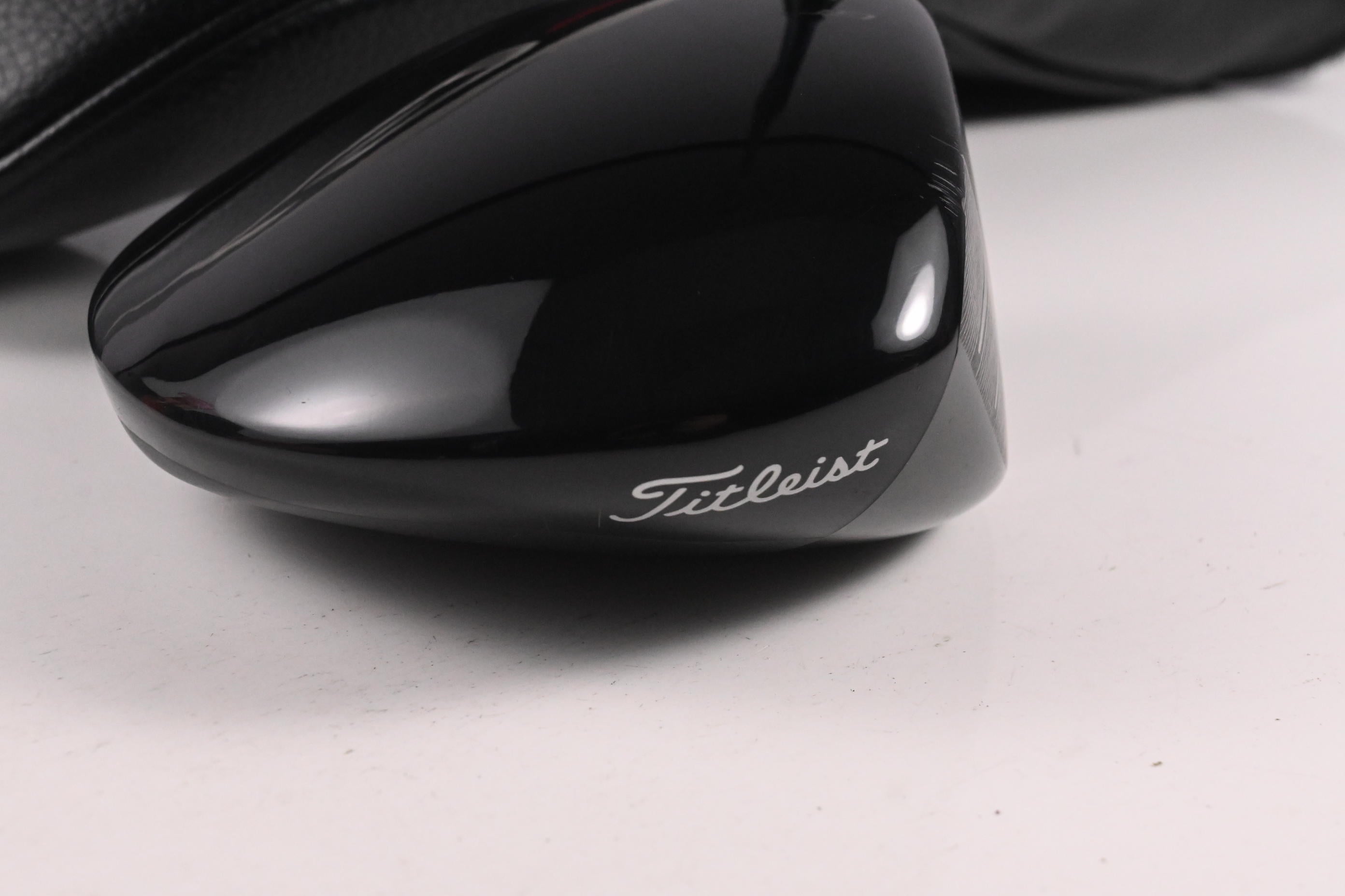 Titleist GT2 Driver / 8 Degree / Regular Flex Fujikura Speeder Pro 74 Shaft