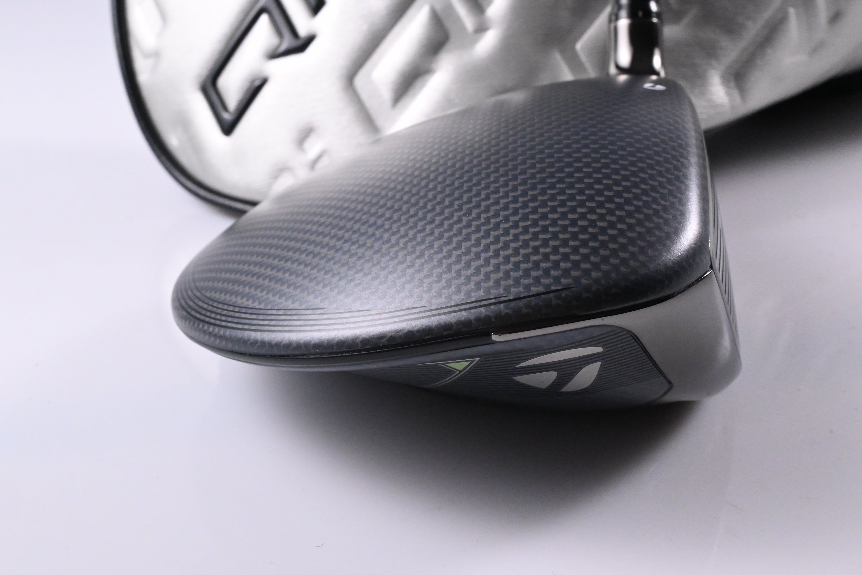 Taylormade Qi35 Driver / 10.5 Degree / Regular Flex Fujikura Ventus Blue '25 5