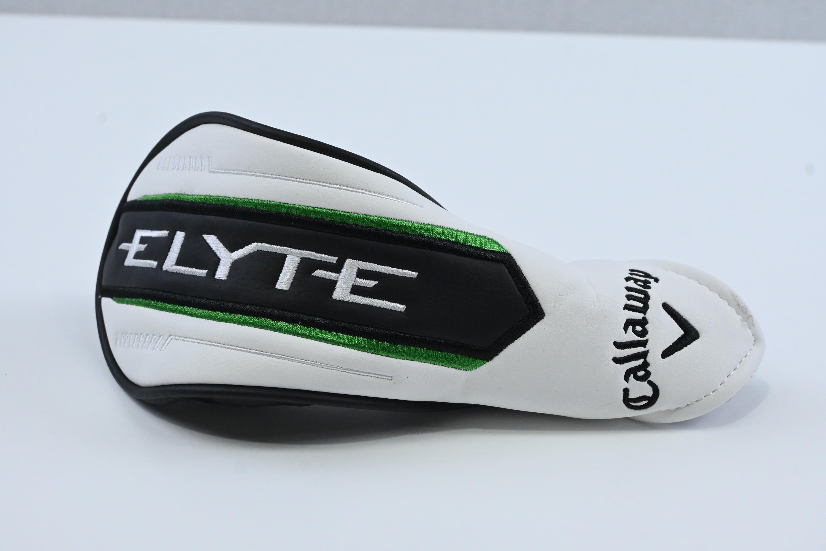 Callaway Elyte X #4 Hybrid / 21 Degree / Senior Flex Vanquish 5 Shaft