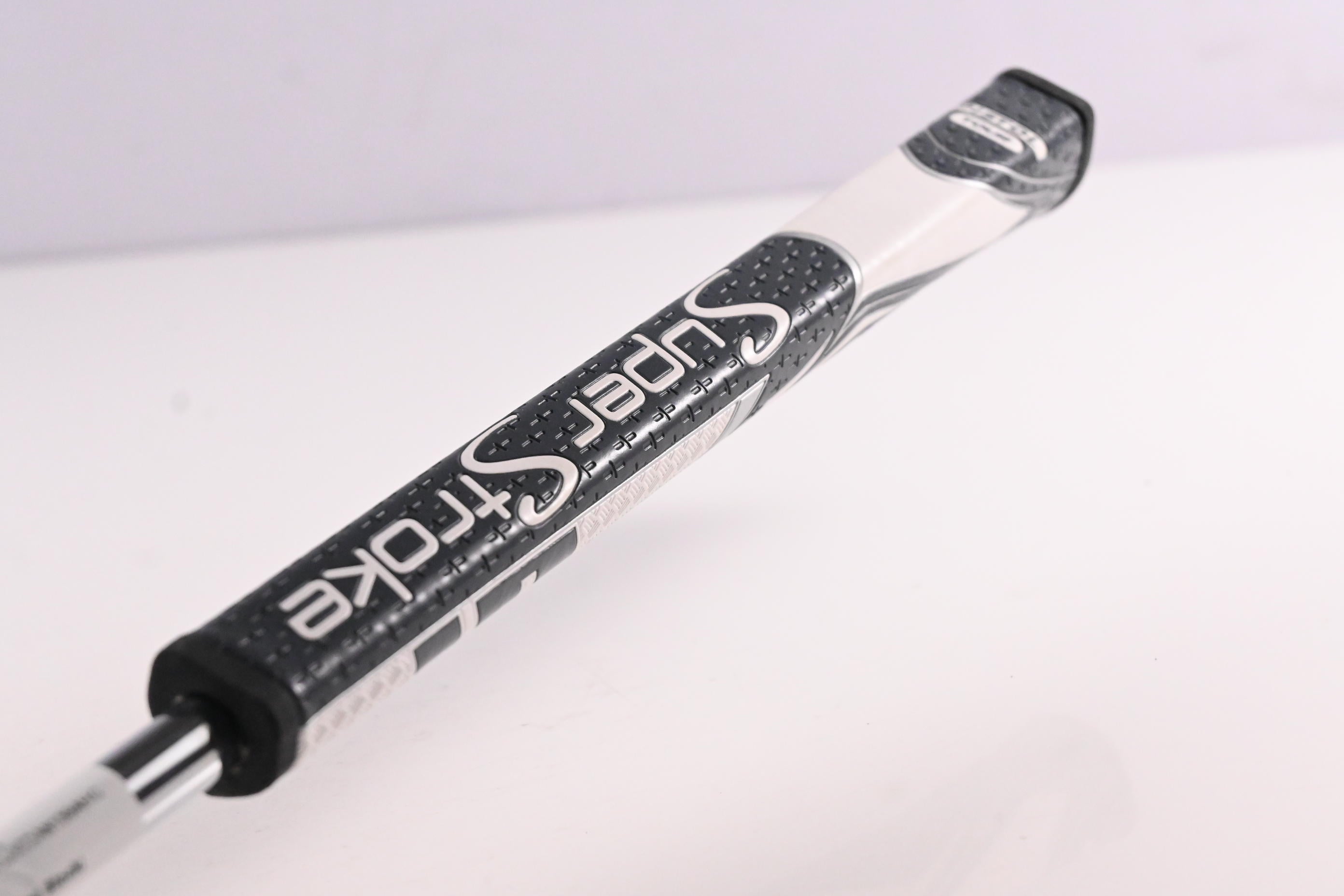 Ladies Odyssey White Hot RX 2-Ball Putter / 32 Inch