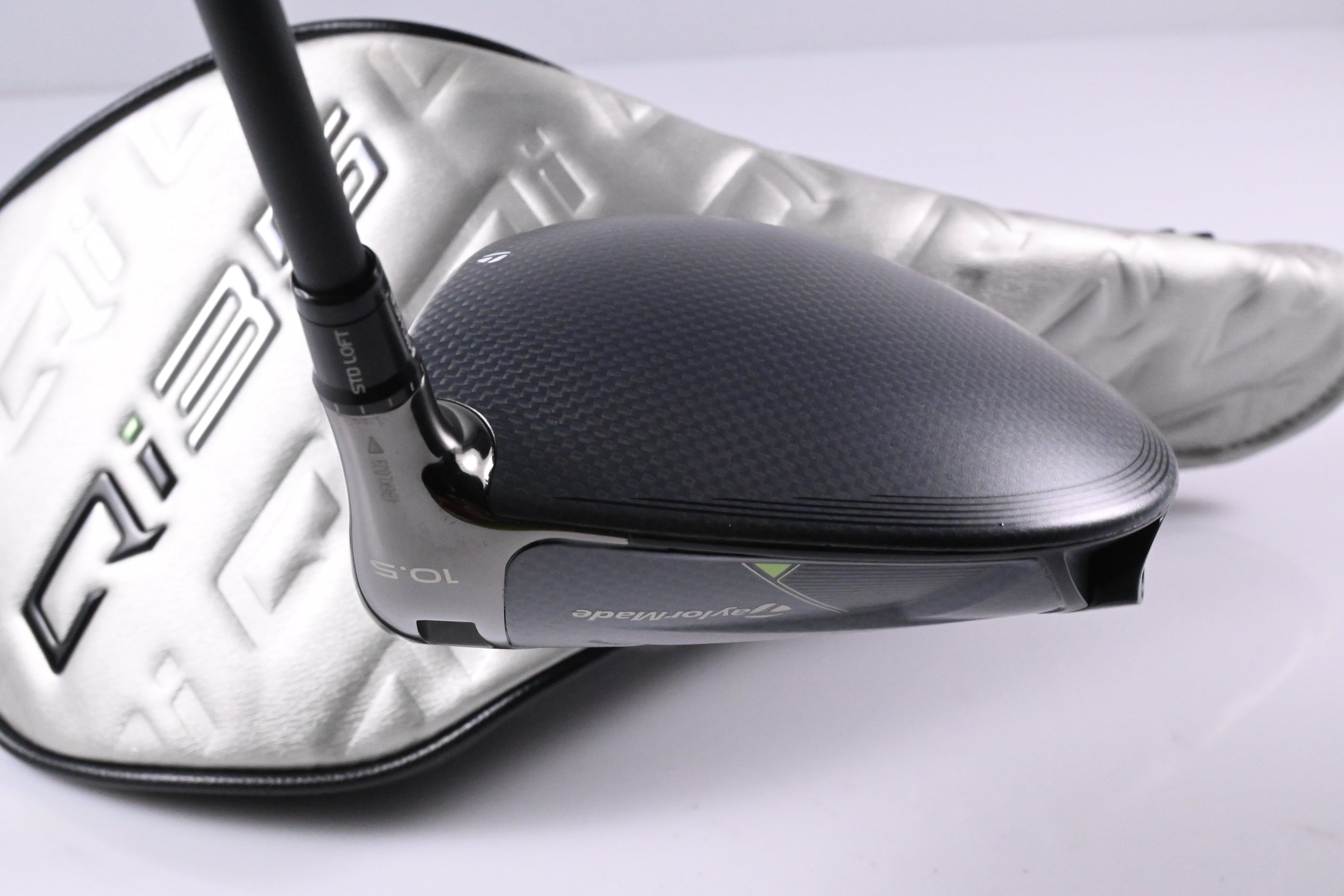 Taylormade Qi35 Driver / 10.5 Degree / Regular Flex Fujikura Ventus Blue '25 5