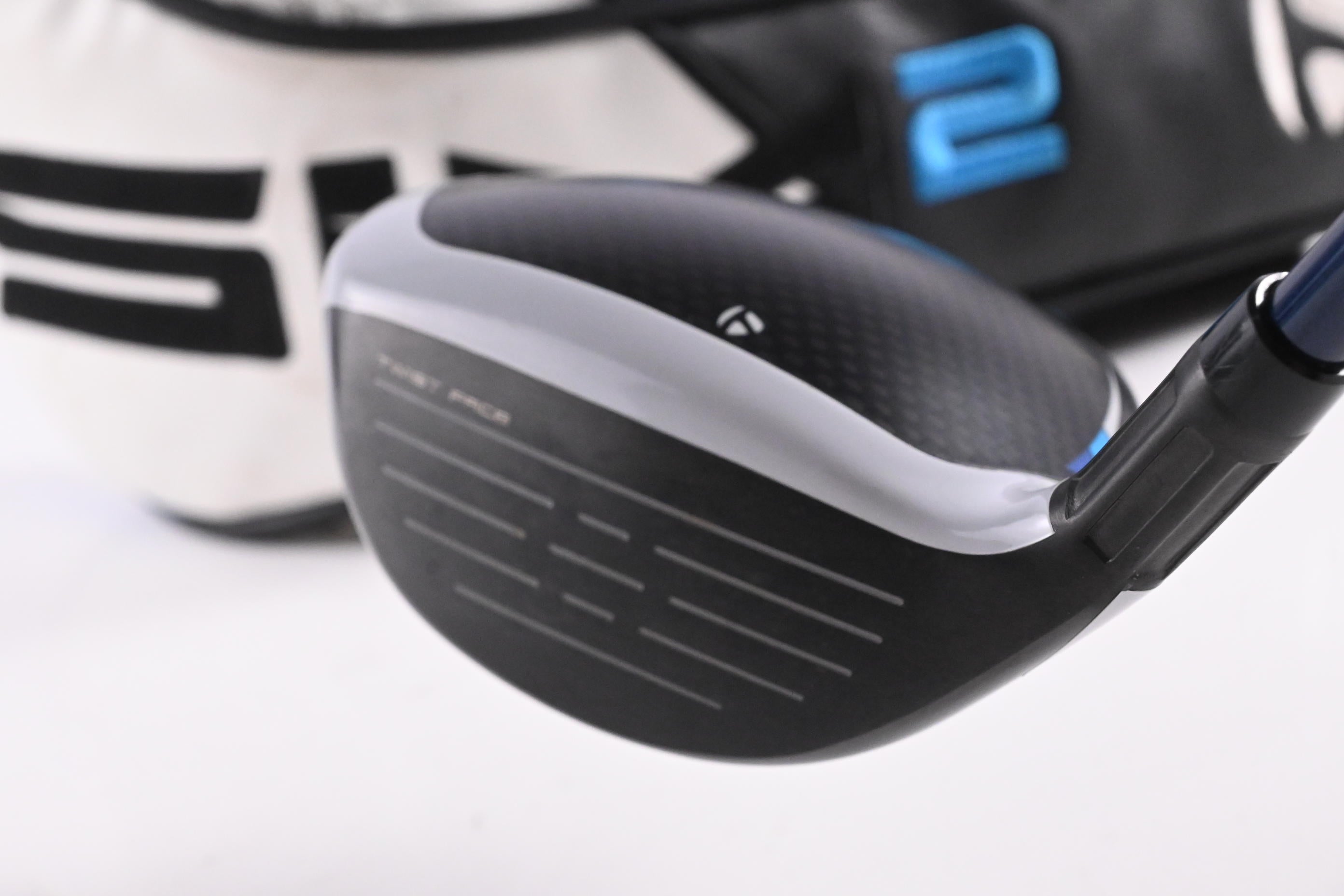 Taylormade SIM2 Max #5 Wood / 18 Degree / Regular Flex Ventus Blue 5 Shaft