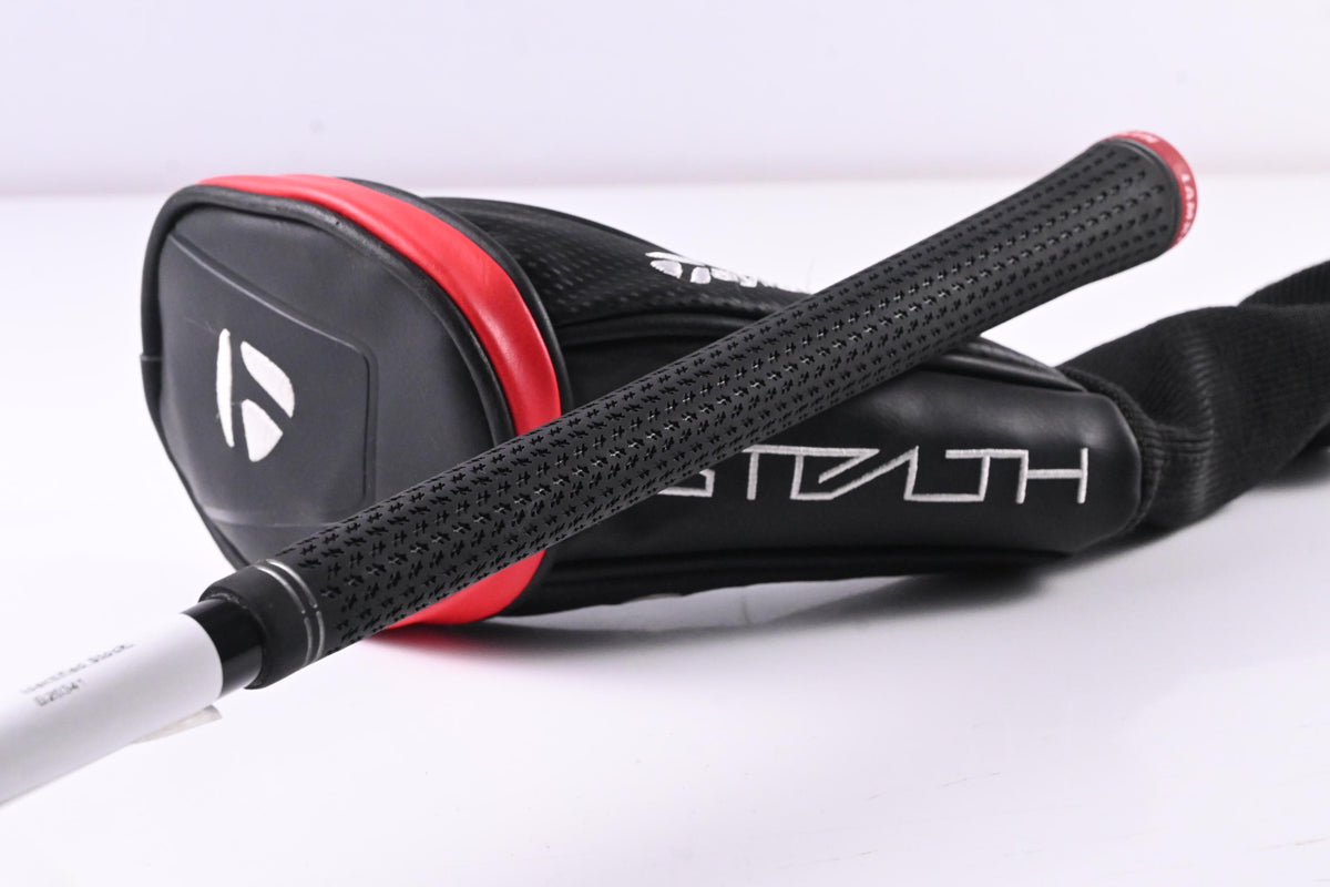 Taylormade Stealth #4 Hybrid / 22 Degree / Regular Flex Ventus Red 6 Shaft