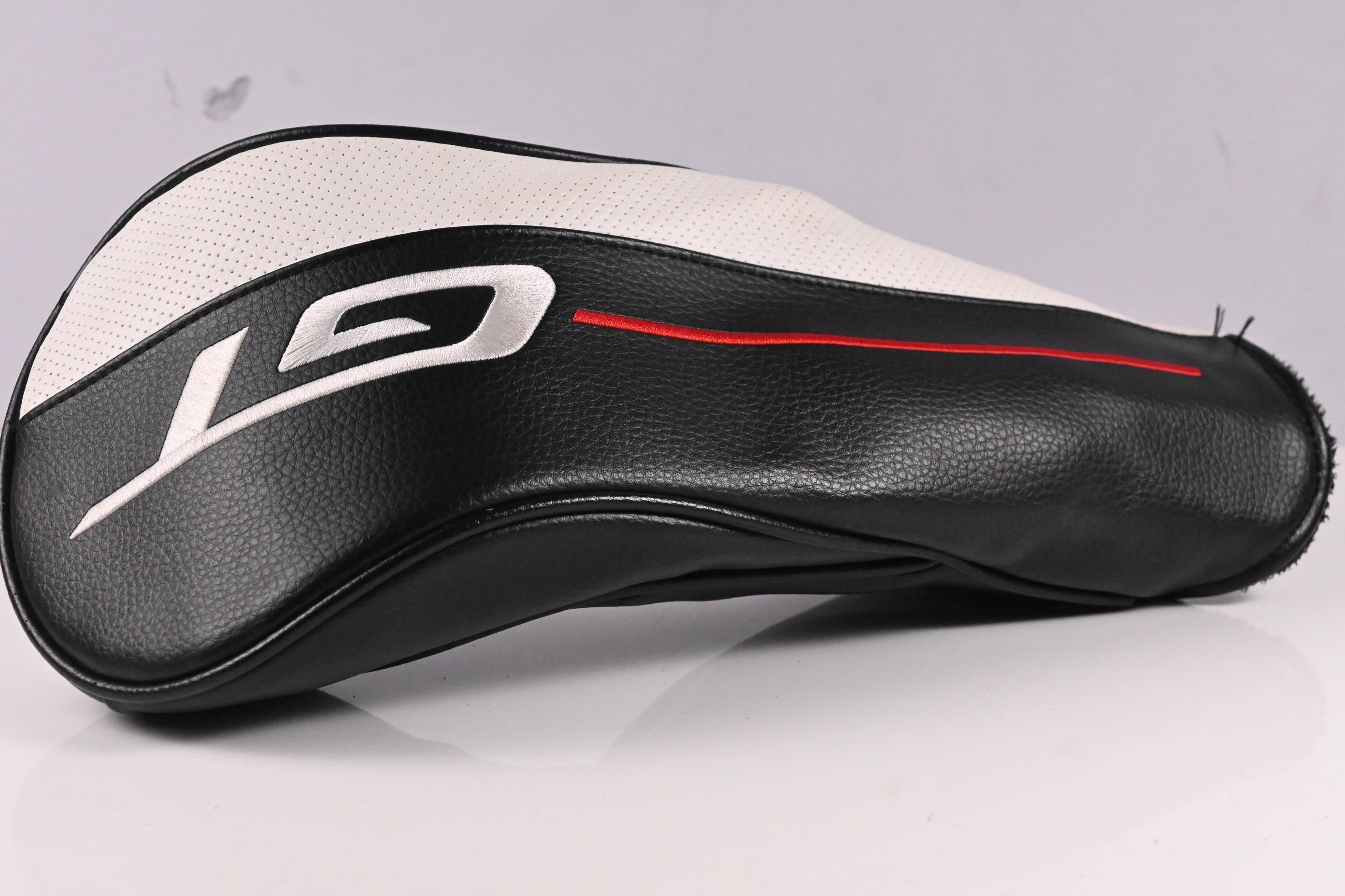 Titleist GT2 Driver / 8 Degree / Regular Flex Fujikura Speeder Pro 74 Shaft