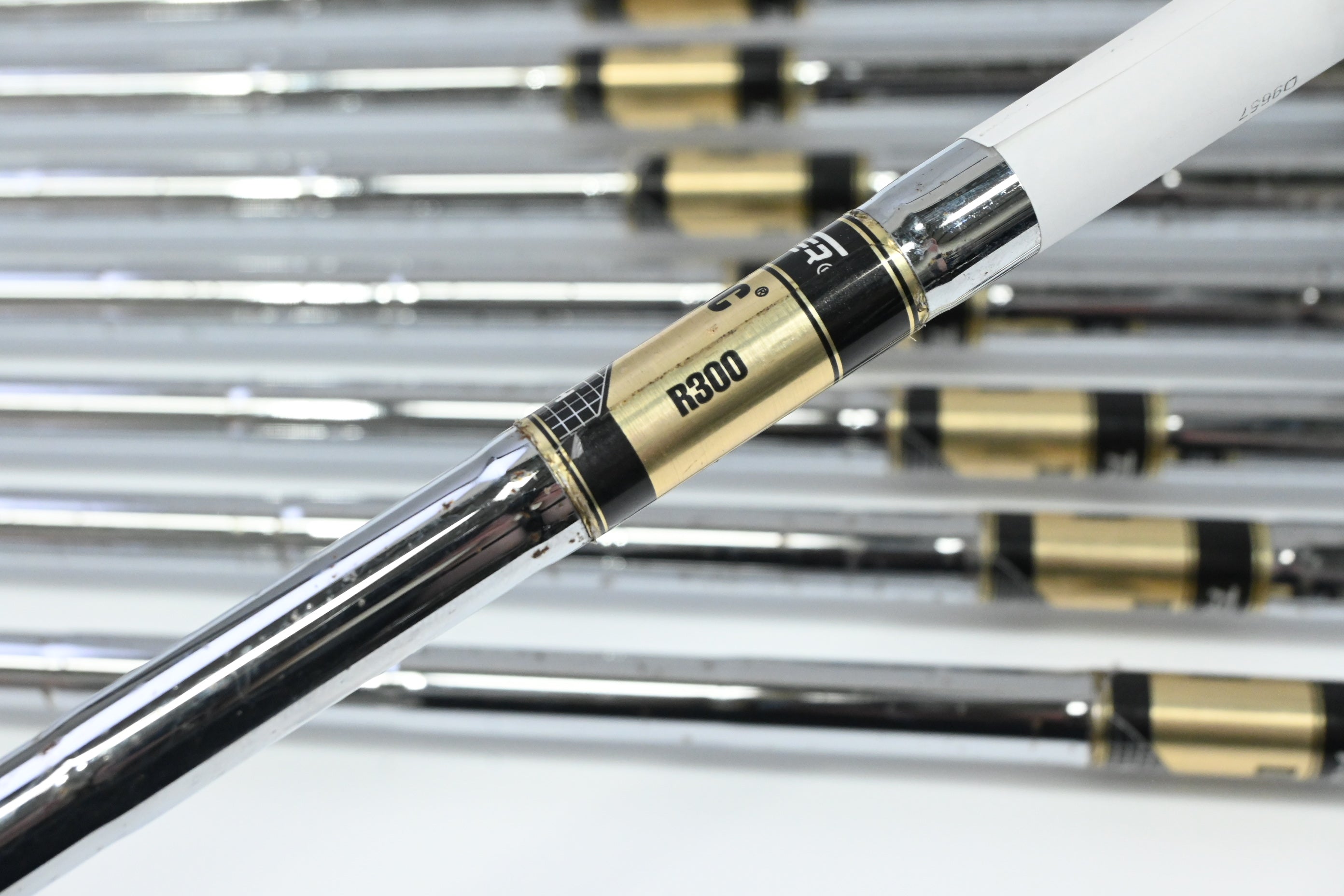 Mizuno MP-52 Irons / 3-PW / Regular Flex Dynamic Gold HL R300 Shafts