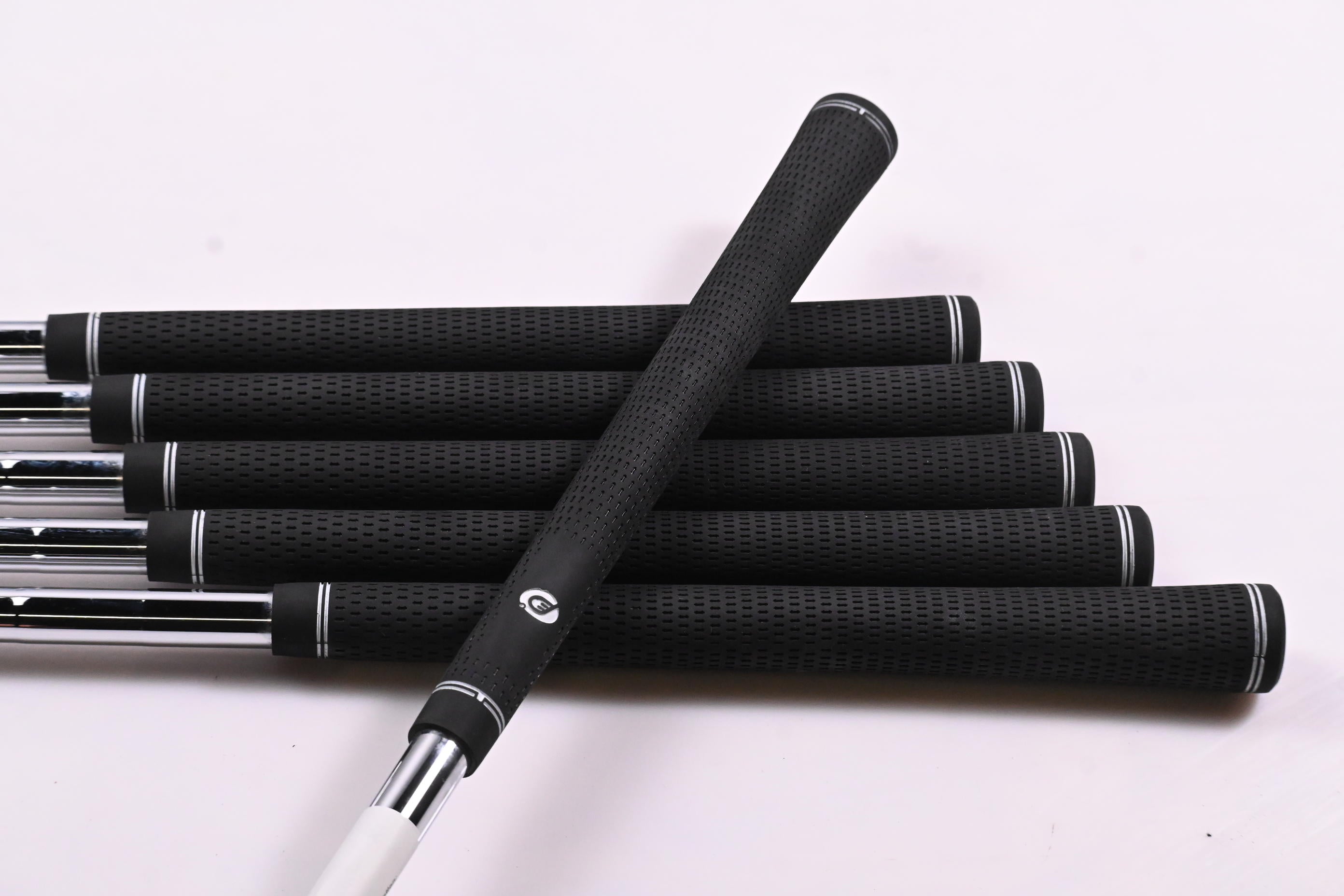 Ping i-Series E1 Irons / 5-PW / Green Dot / Regular Flex Ping CFS Distance Shafts