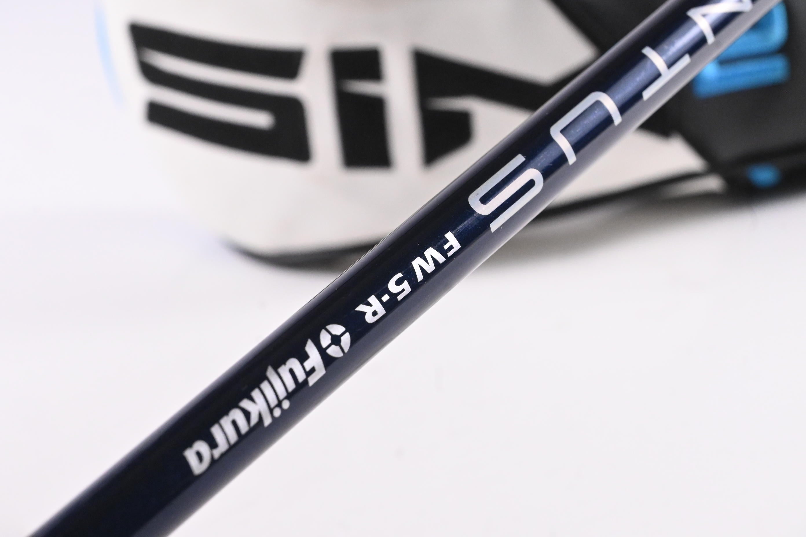 Taylormade SIM2 Max #5 Wood / 18 Degree / Regular Flex Ventus Blue 5 Shaft