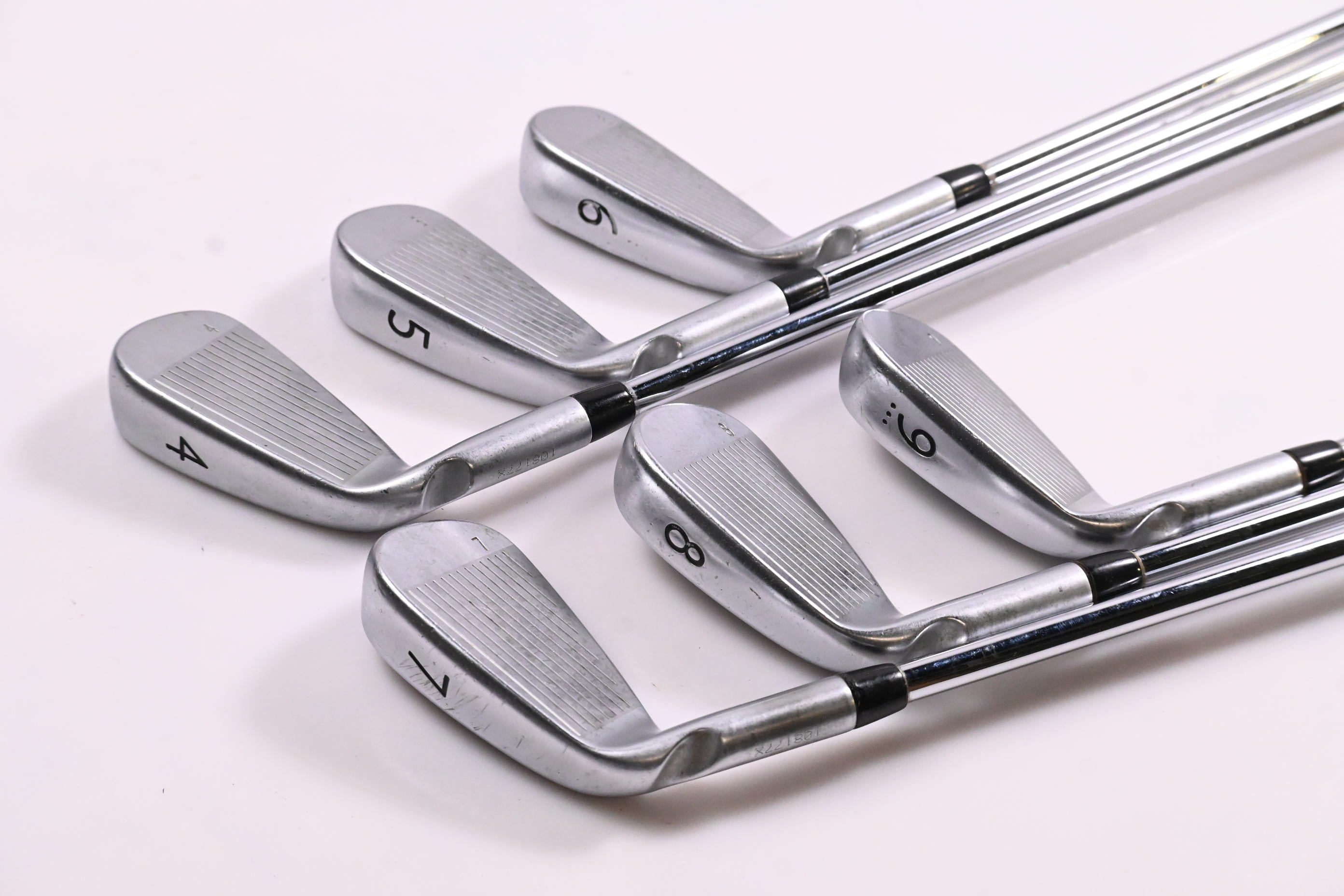 Ping i20 Irons / 4-9i / White Dot / X-Flex Project X Flighted Shafts