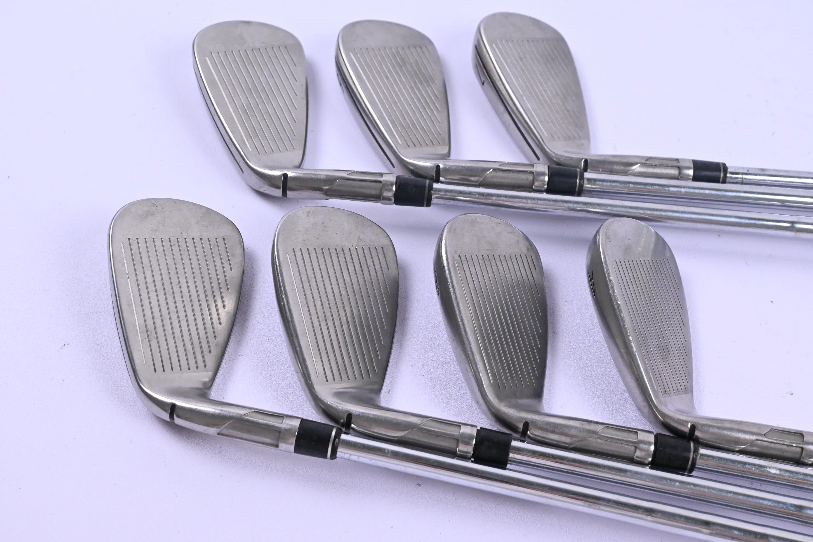 Taylormade SIM2 Max Irons / 5-PW+GW / Stiff Flex KBS Tour 120 Shafts