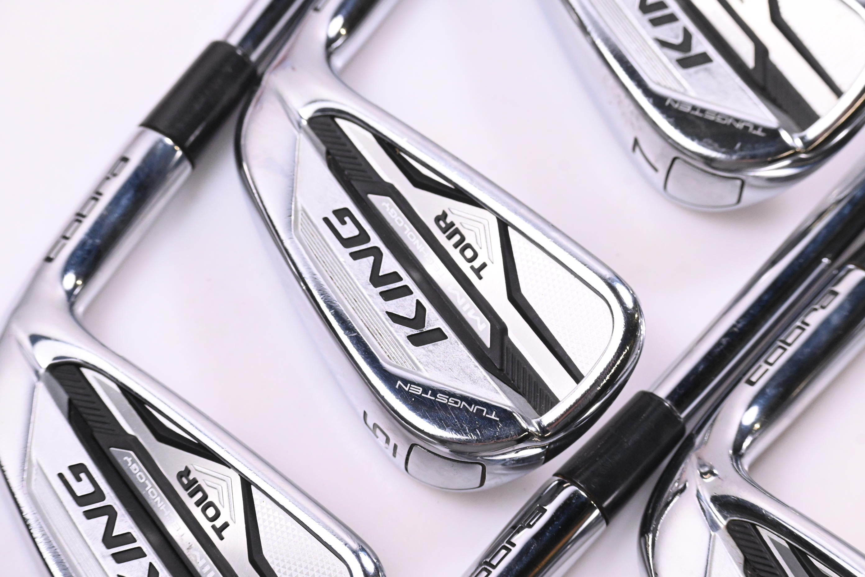Cobra King Tour 2020 Irons / 5-PW / Stiff Flex N.S.Pro Modus3 Tour 105 Shafts