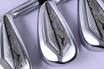 Mizuno JPX 921 Forged Irons / 4-PW / Stiff Flex Dynamic Gold 120 S300 Shafts
