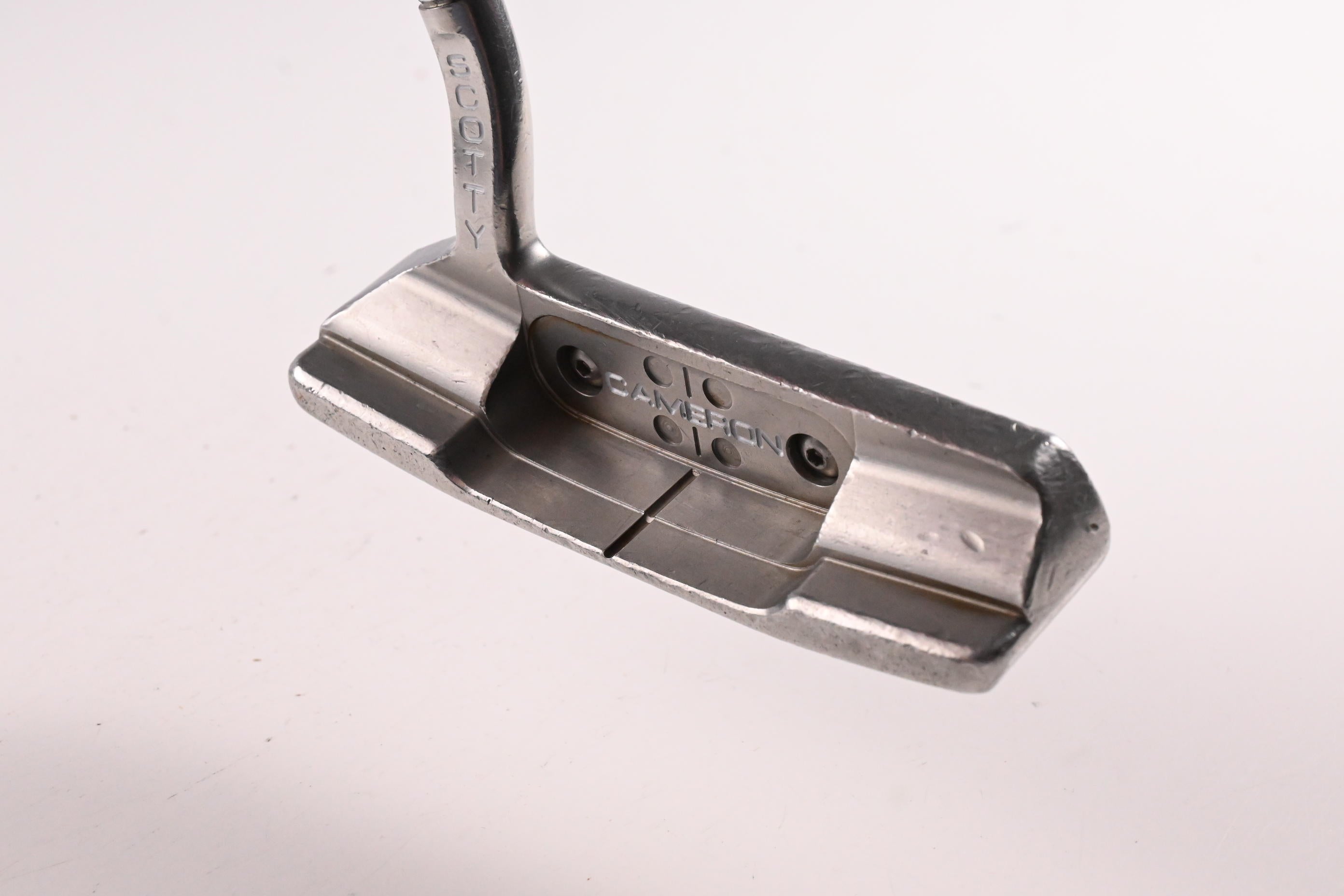 Scotty Cameron Studio Style Newport 2.5 Putter / 33.5 Inch