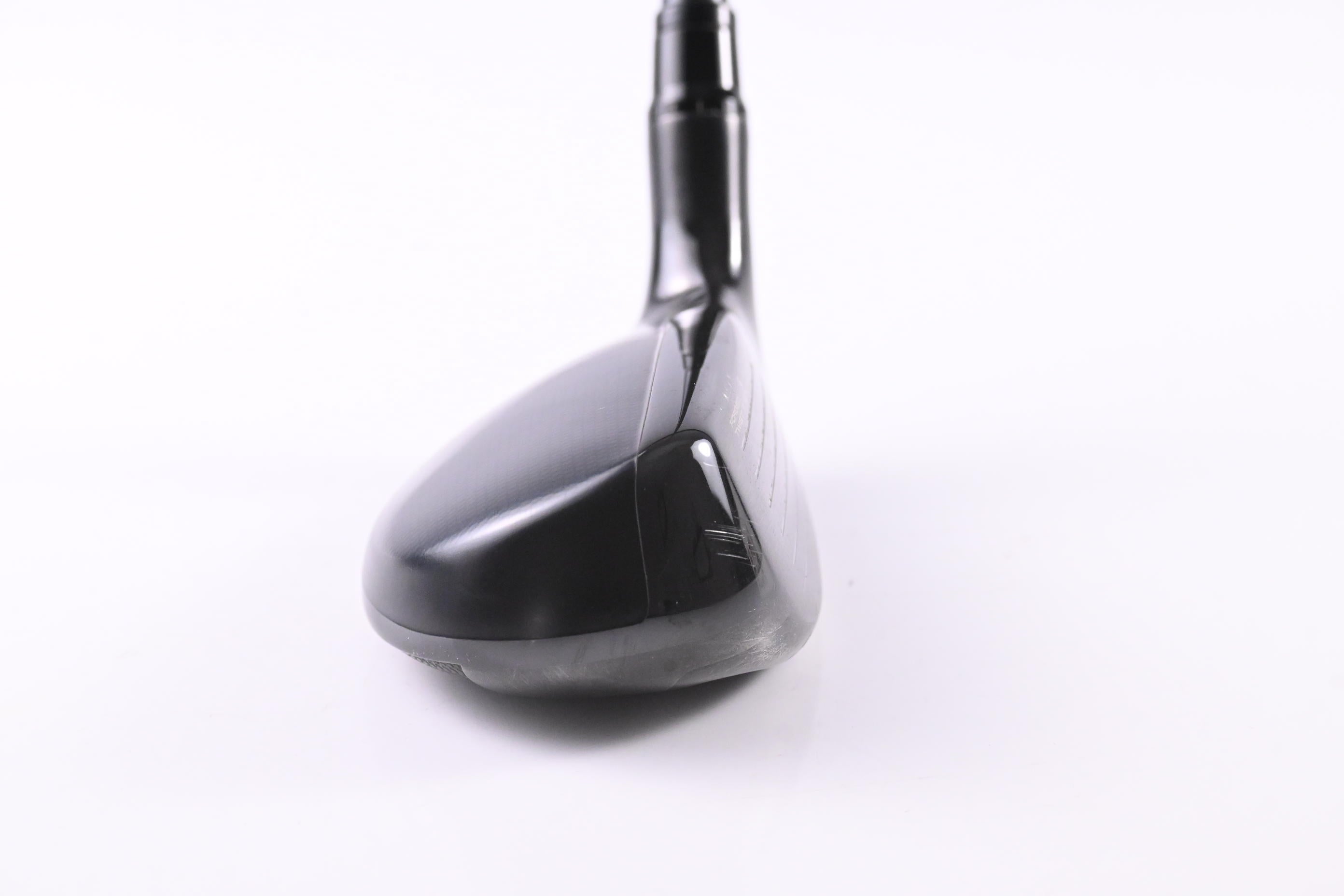 Taylormade SIM2 #3 Hybrid / 19.5 Degree / Stiff Flex Fujikura Speeder 869 Shaft
