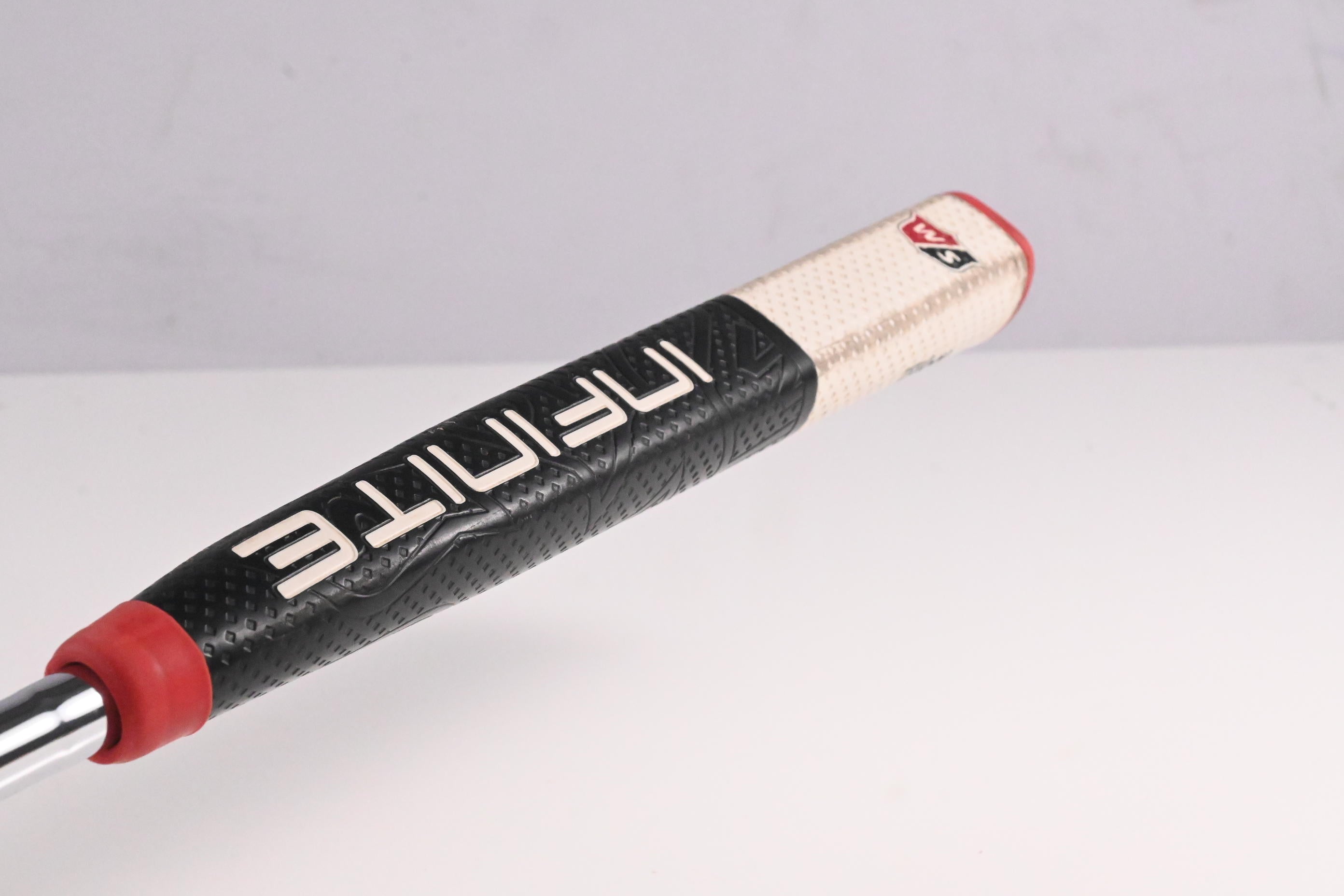 Wilson Infinite Putter / 31 Inch