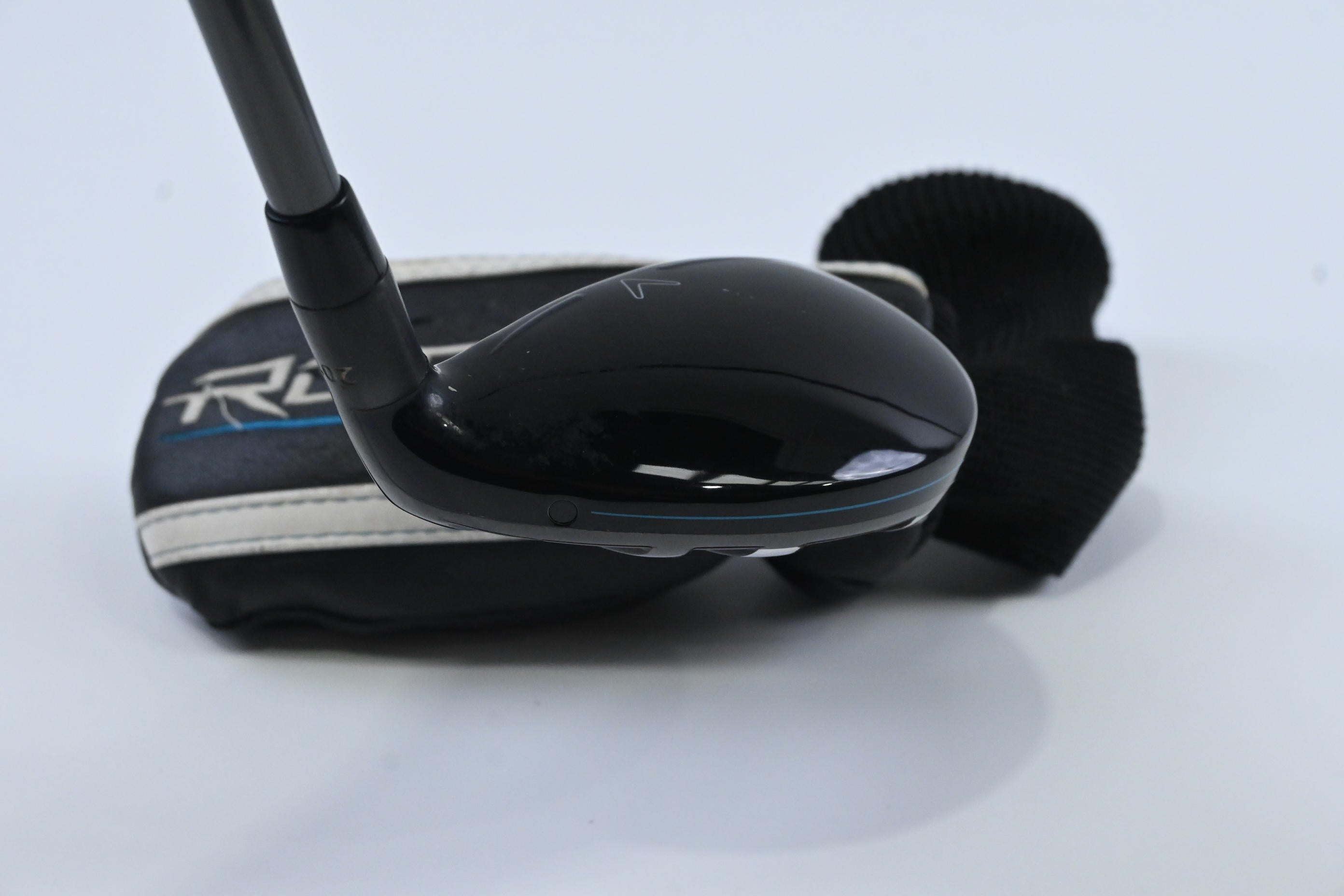 Callaway Rogue #4 Hybrid / 20 Degree / Regular Flex Aldila Synergy 50 Shaft