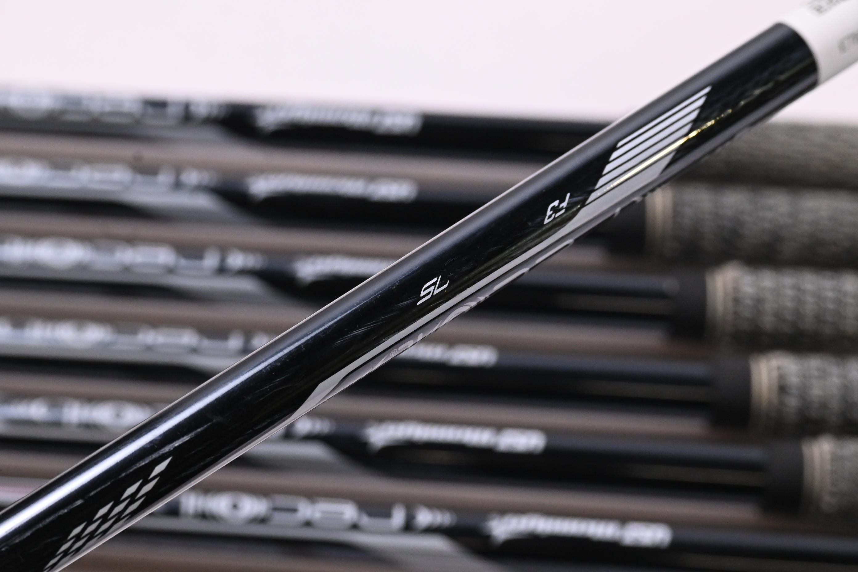 Ping i530 Irons / 5-PW+GW / Black Dot / Regular Flex UST Recoil Dart 75 Shafts
