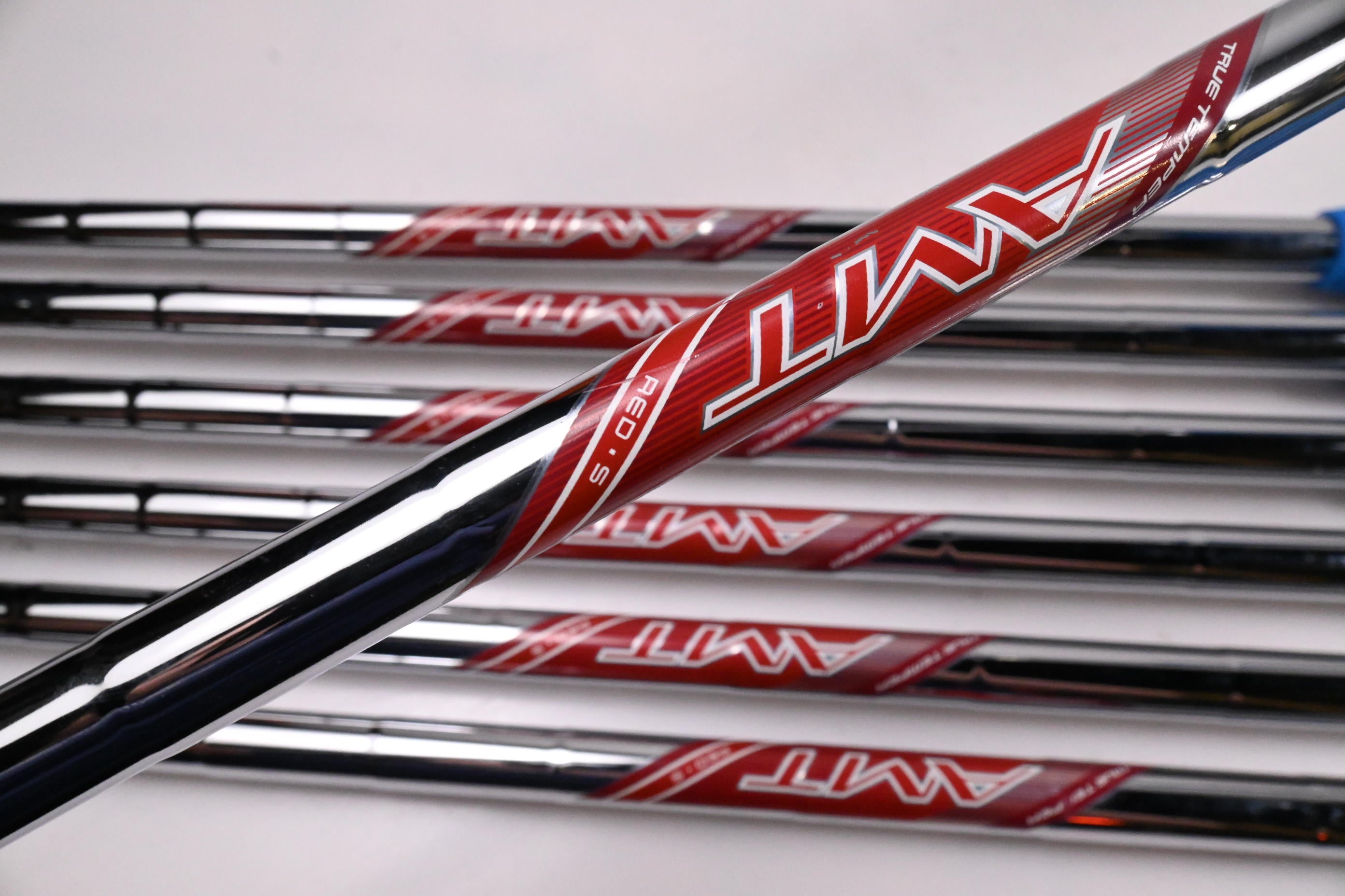 Titleist T250 2025 Irons / 5-PW+48° / Stiff Flex AMT Red Shafts