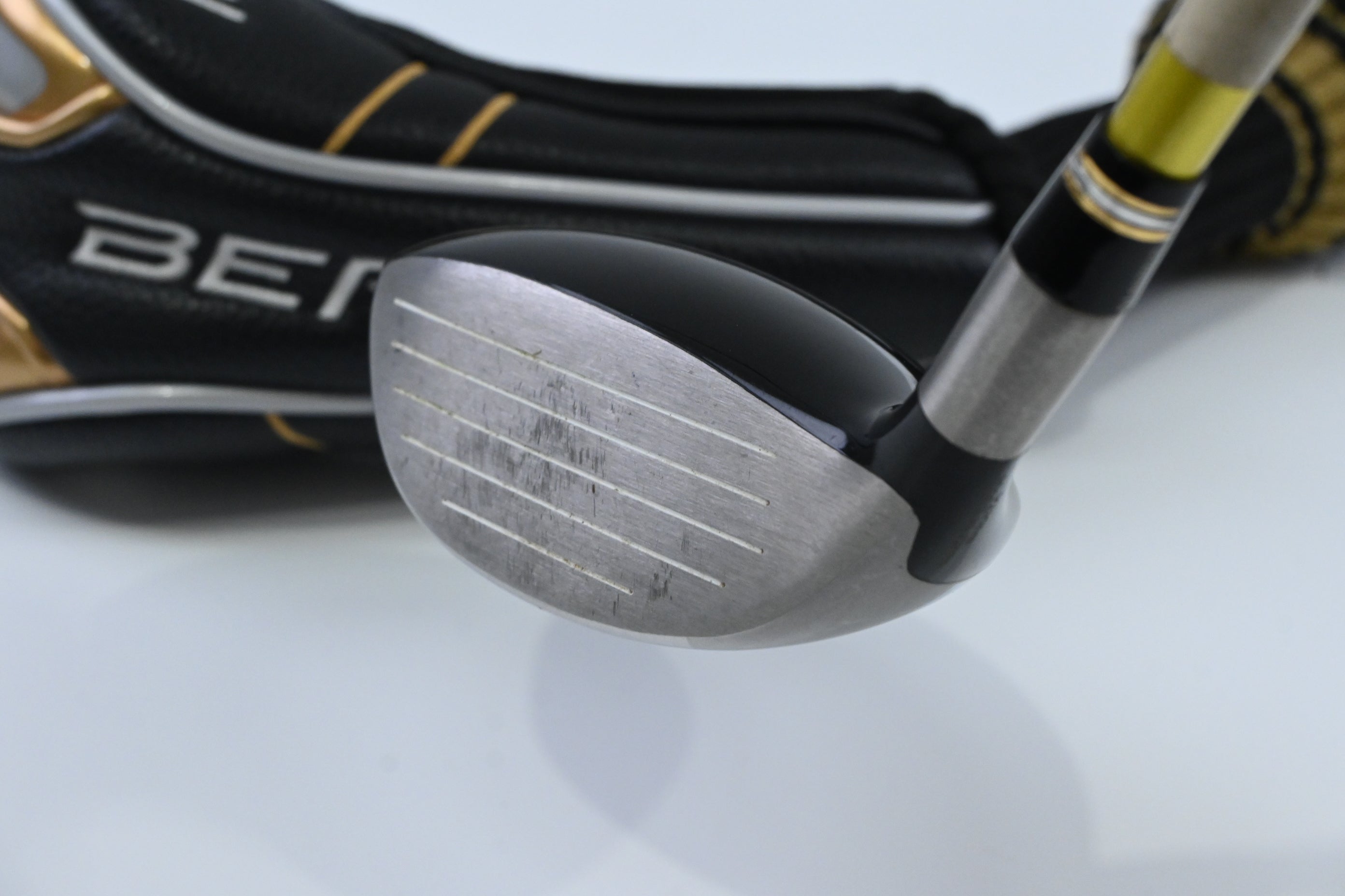 Honma Beres U-06 #4 Hybrid / 22 Degree / Regular Flex Honma Armrq X 47 Shaft