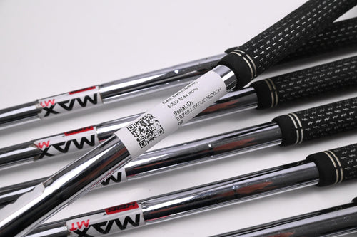 Taylormade SIM2 Max Irons / 5-PW+SW / Regular Flex KBS MAX MT 85 Shafts