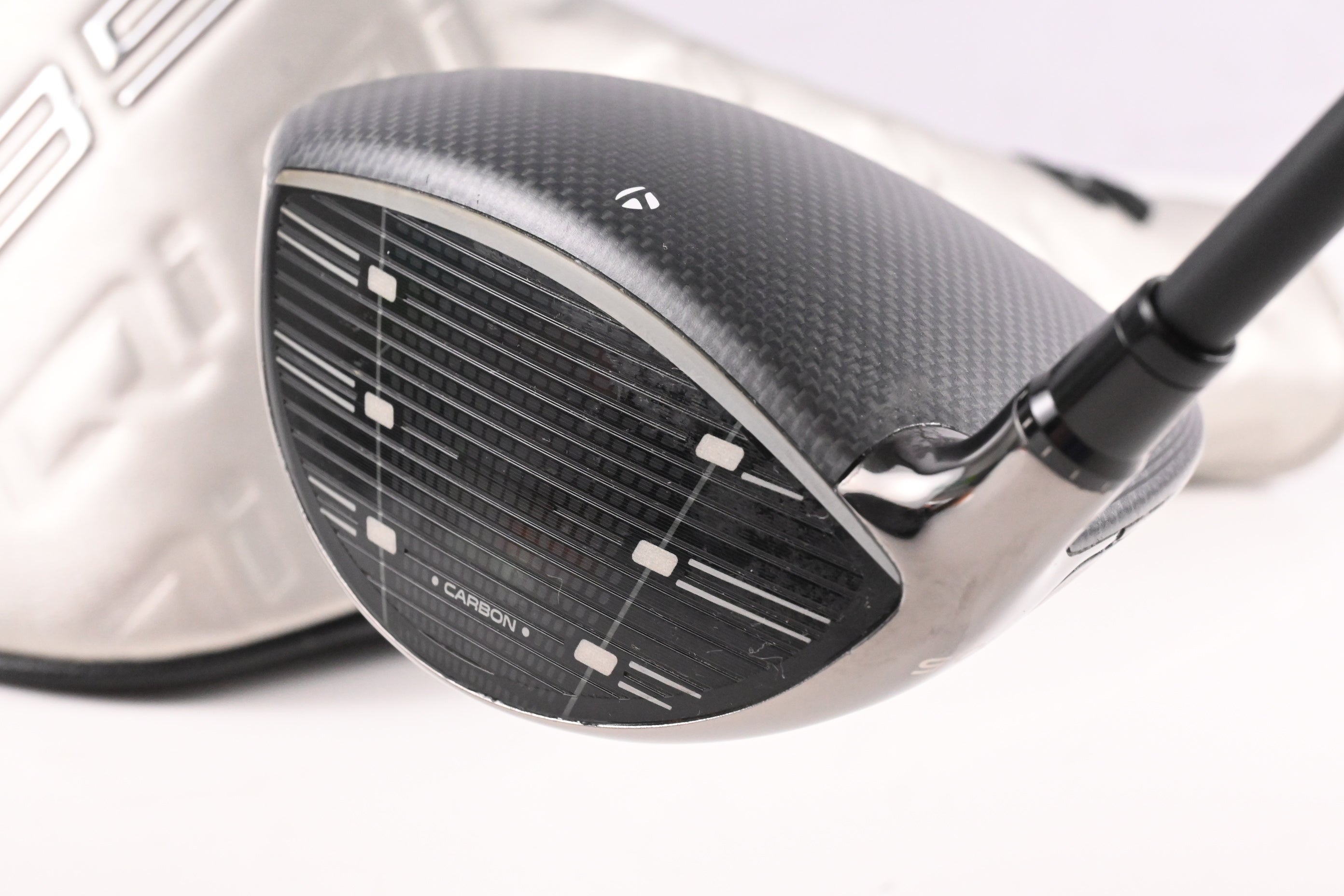 Taylormade Qi35 Driver / 10.5 Degree / Regular Flex VANQUISH 5 Shaft