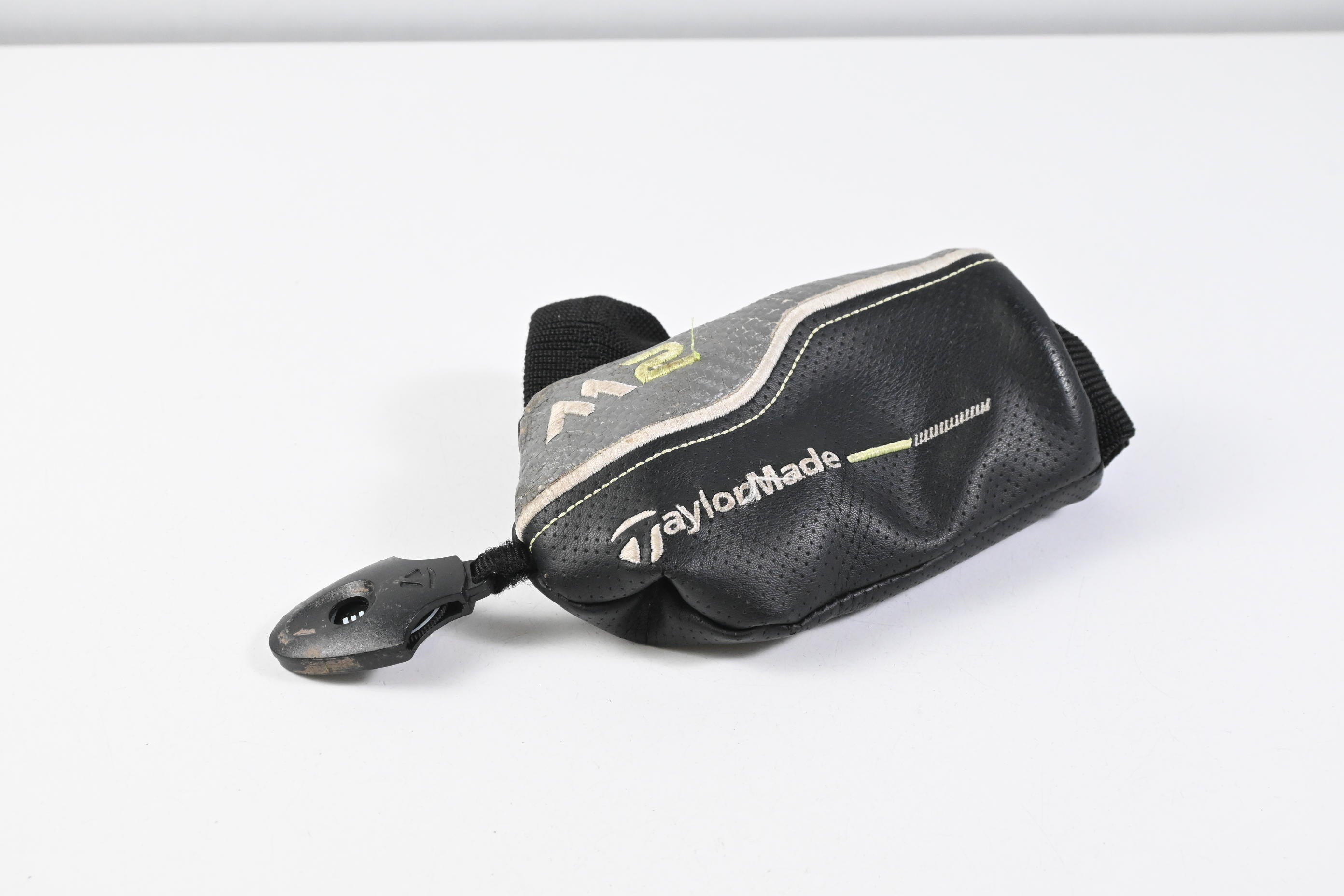 Taylormade M2 2017 #3 Hybrid / 19 Degree / Regular Flex M2 REAX 65 Shaft