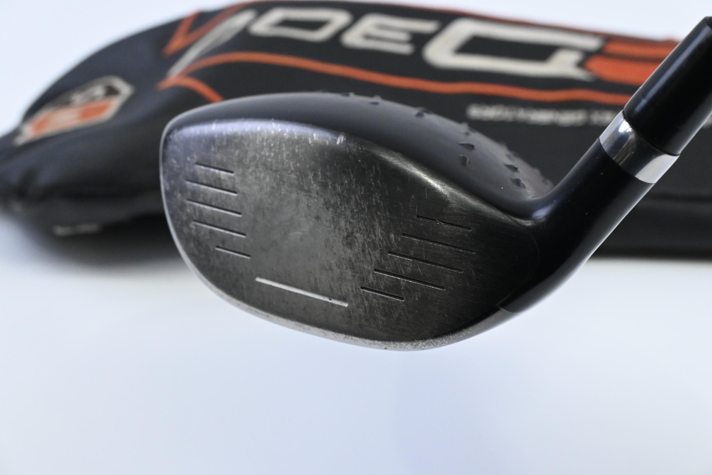 Wilson Staff D300 #3 Wood / 15 Degree / Stiff Flex Bassara E 52 Shaft