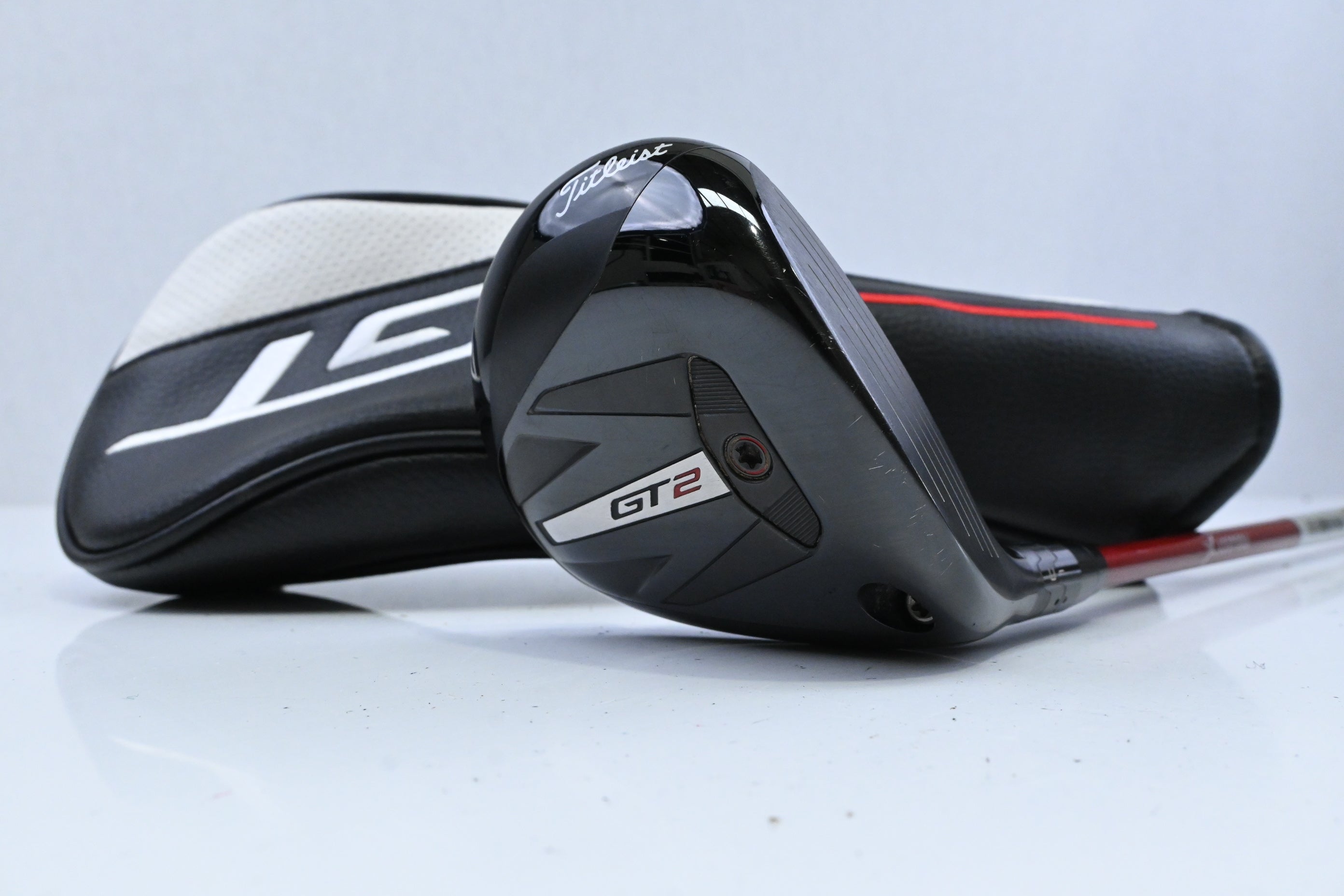 Titleist GT2 #5 Wood / 18 Degree / Regular Flex Denali Red 60 Shaft
