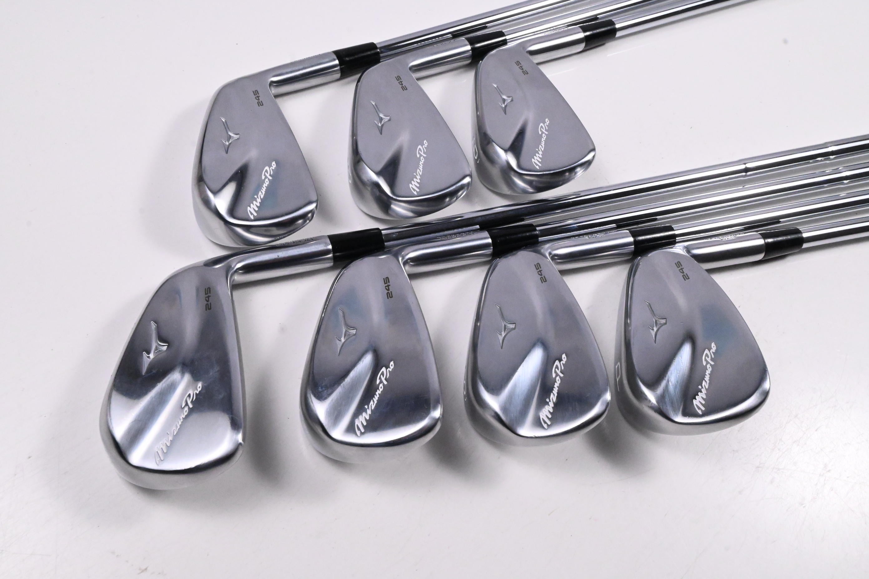 Mizuno Pro 245 Irons / 4-PW / Regular Flex Dynamic Gold Mid 100 R300 Shafts