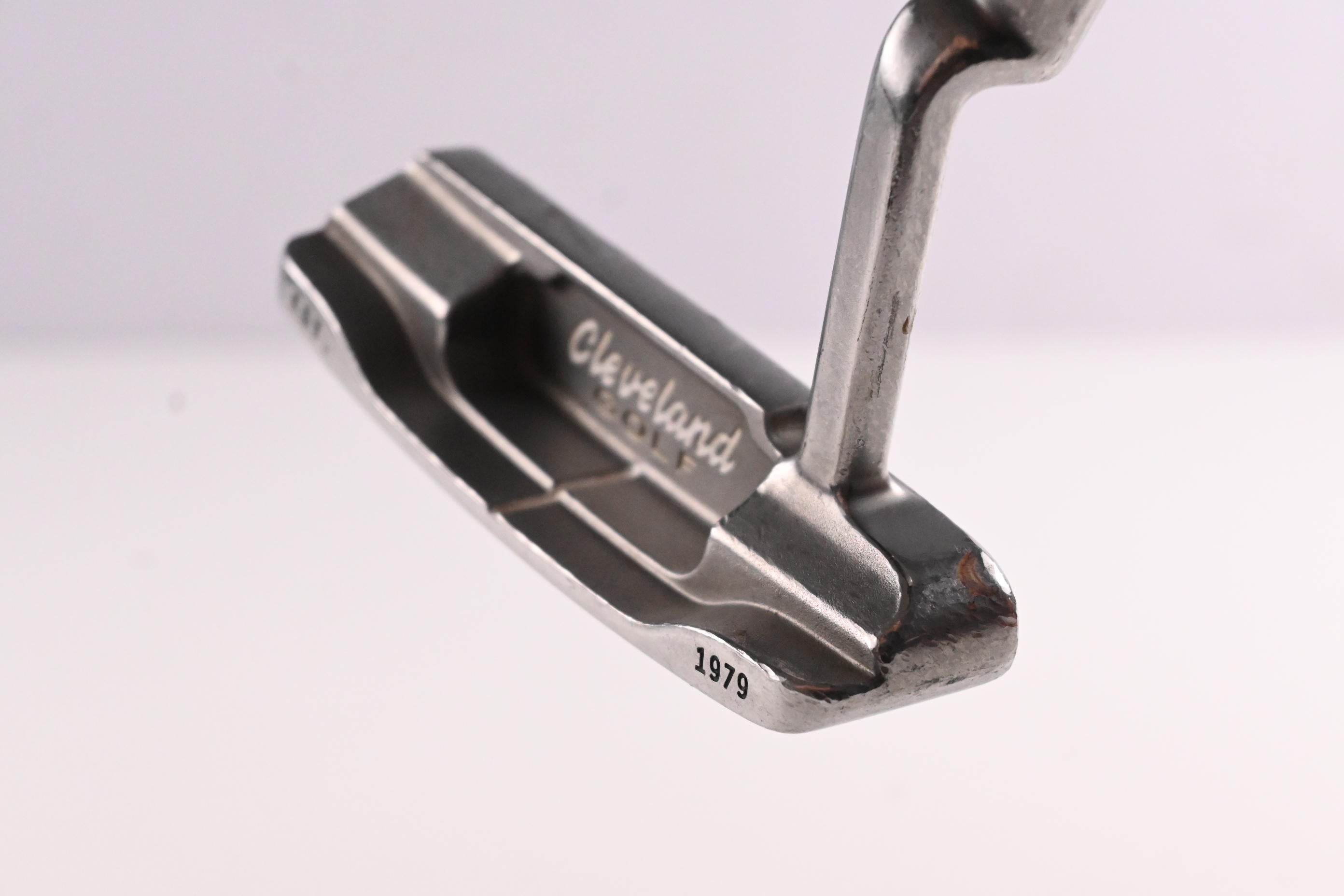 Left Hand Cleveland Classic Collection 1 Putter / 34 Inch