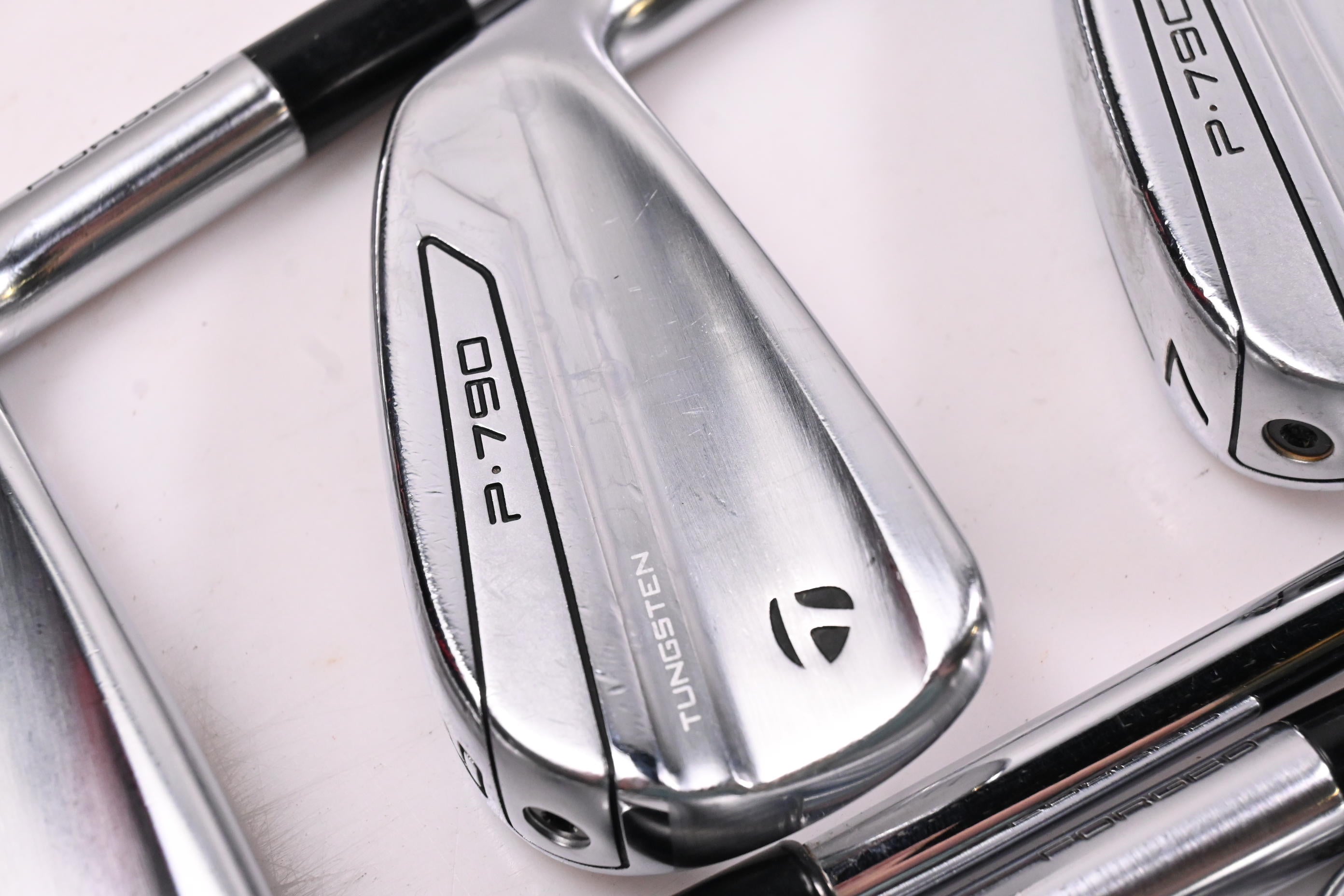 Taylormade P790 2019 Irons / 5-PW+AW / Regular Flex N.S.Pro 950GH Shafts