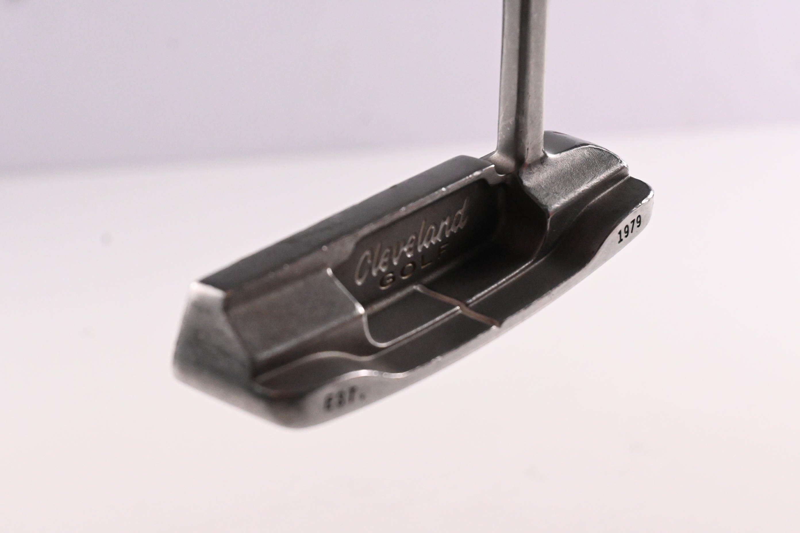 Left Hand Cleveland Classic Collection 1 Putter / 34 Inch